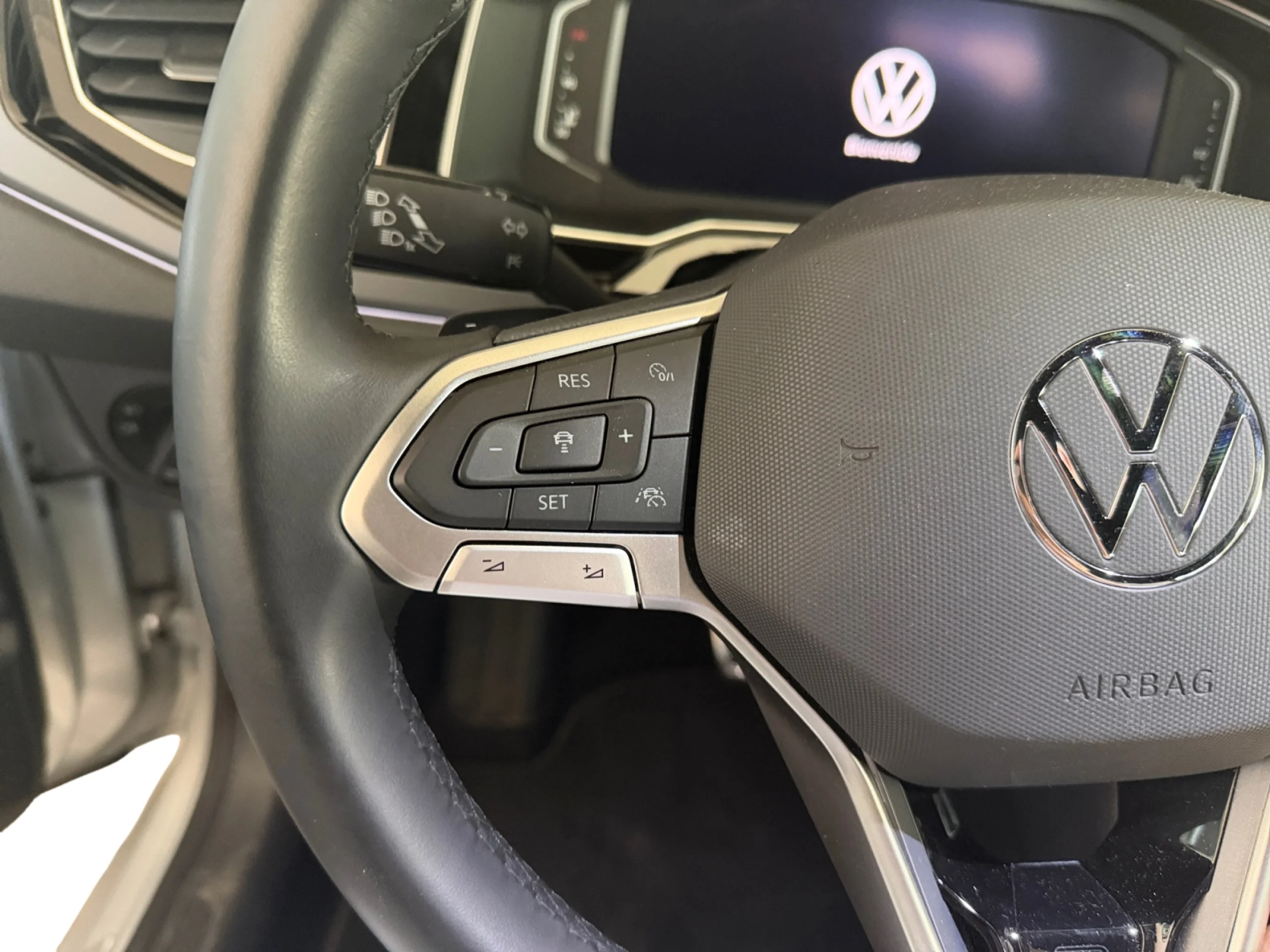 VOLKSWAGEN TAIGO R LINE 1.0 TSI 85KW (115CV) DSG - Foto 11