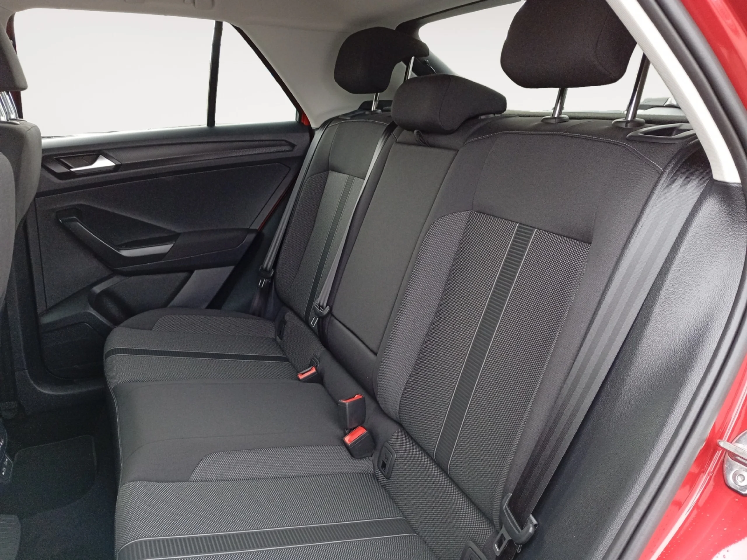 VOLKSWAGEN T ROC LIFE 1.5 TSI 110KW (150CV) DSG - Foto 6