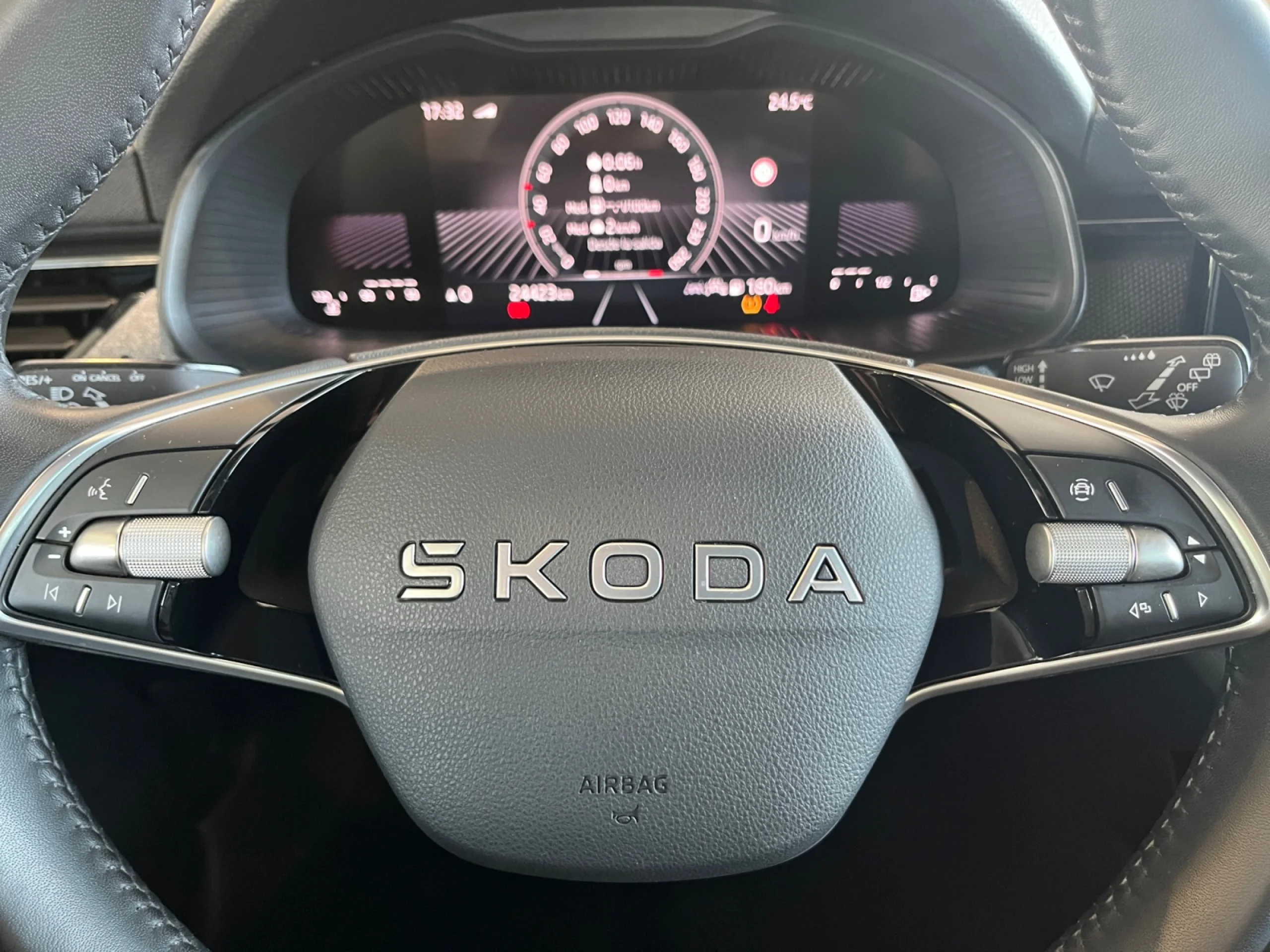 SKODA KAMIQ 1.0 TSI 85KW (115CV) SELECTION - Foto 13