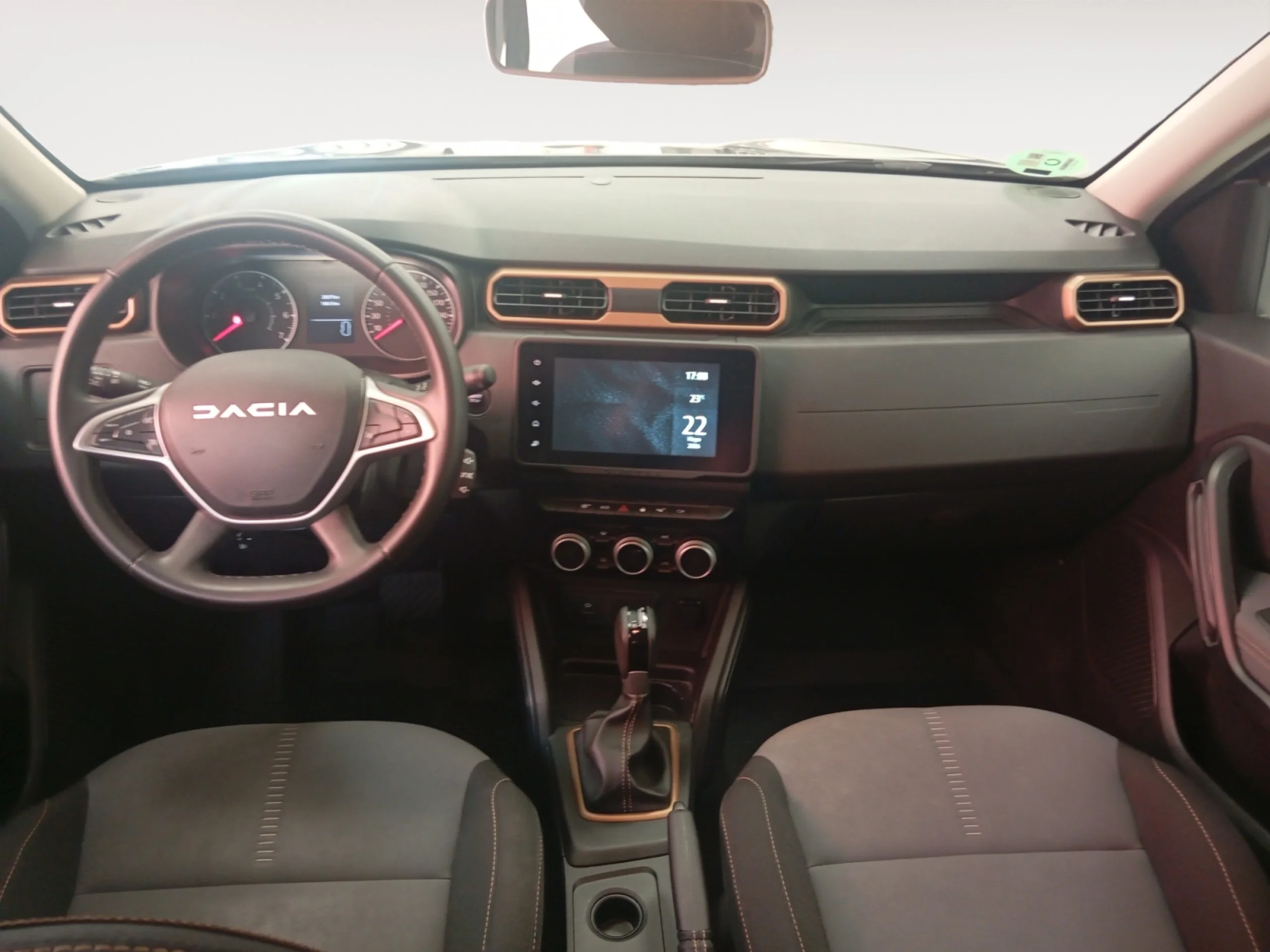 DACIA Duster EXTREME TCE 110KW (150CV) 4X2 EDC - Foto 4