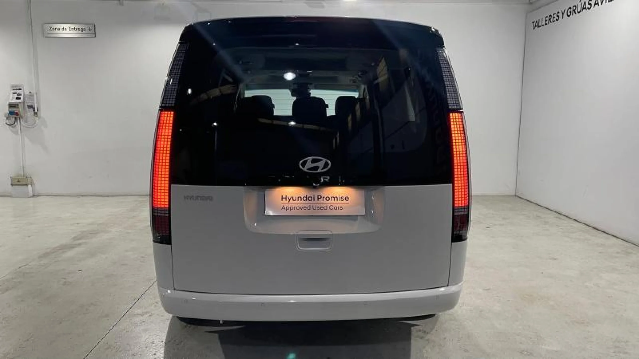 HYUNDAI STARIA 9S HEV 1.6 TGDI 225CV 6AT TECNO - Foto 7