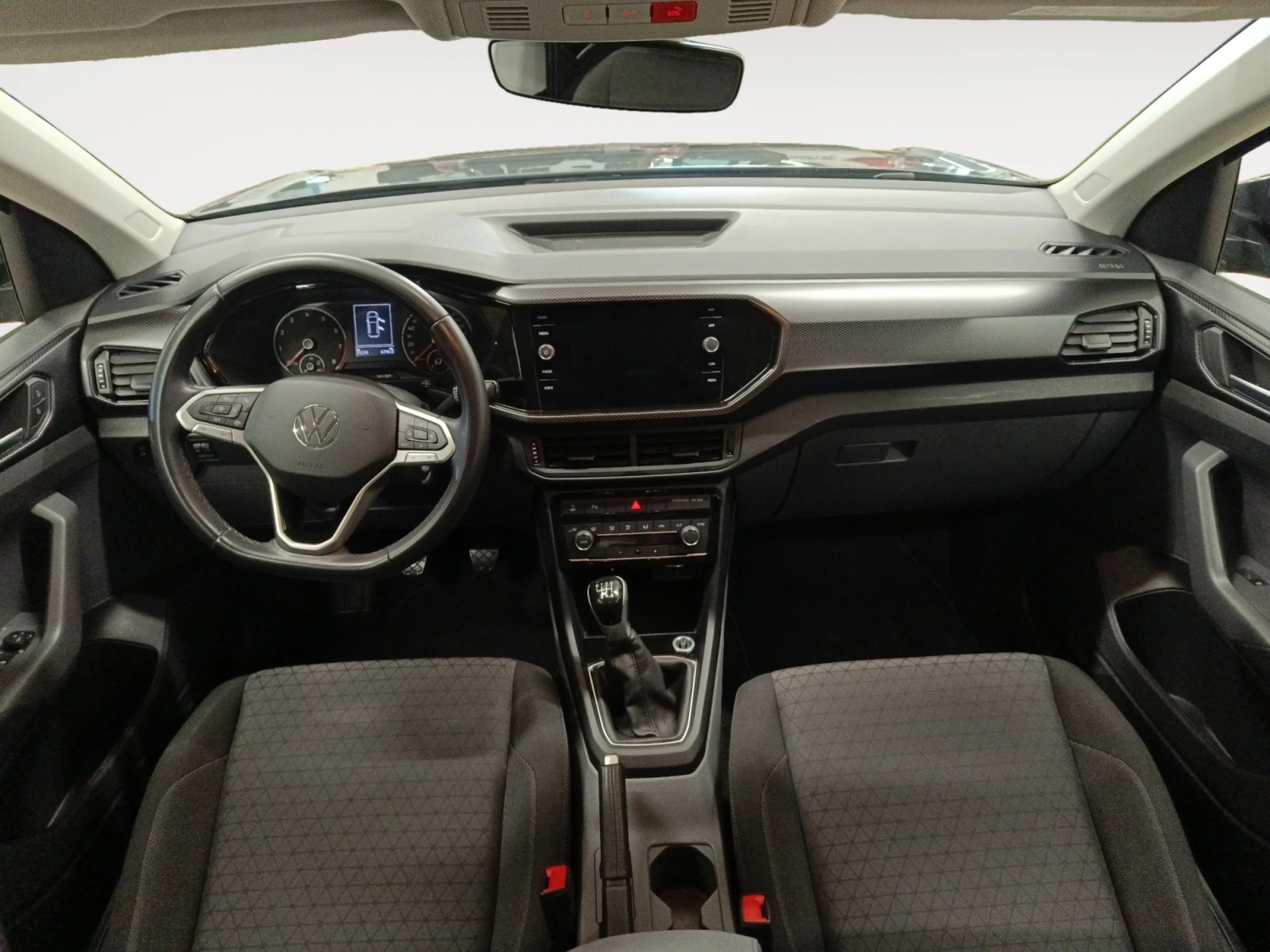 VOLKSWAGEN T CROSS ADVANCE 1.0 TSI 81KW (110CV) - Foto 4