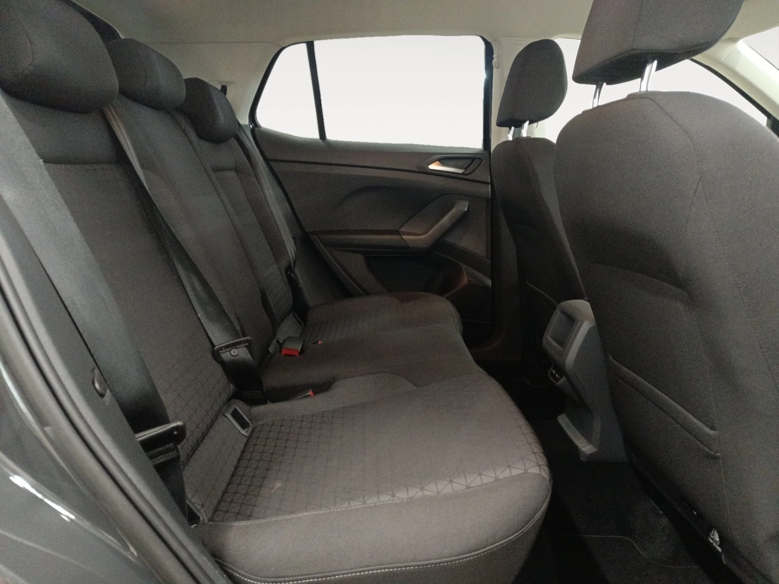 VOLKSWAGEN T CROSS ADVANCE 1.0 TSI 81KW (110CV) - Foto 6