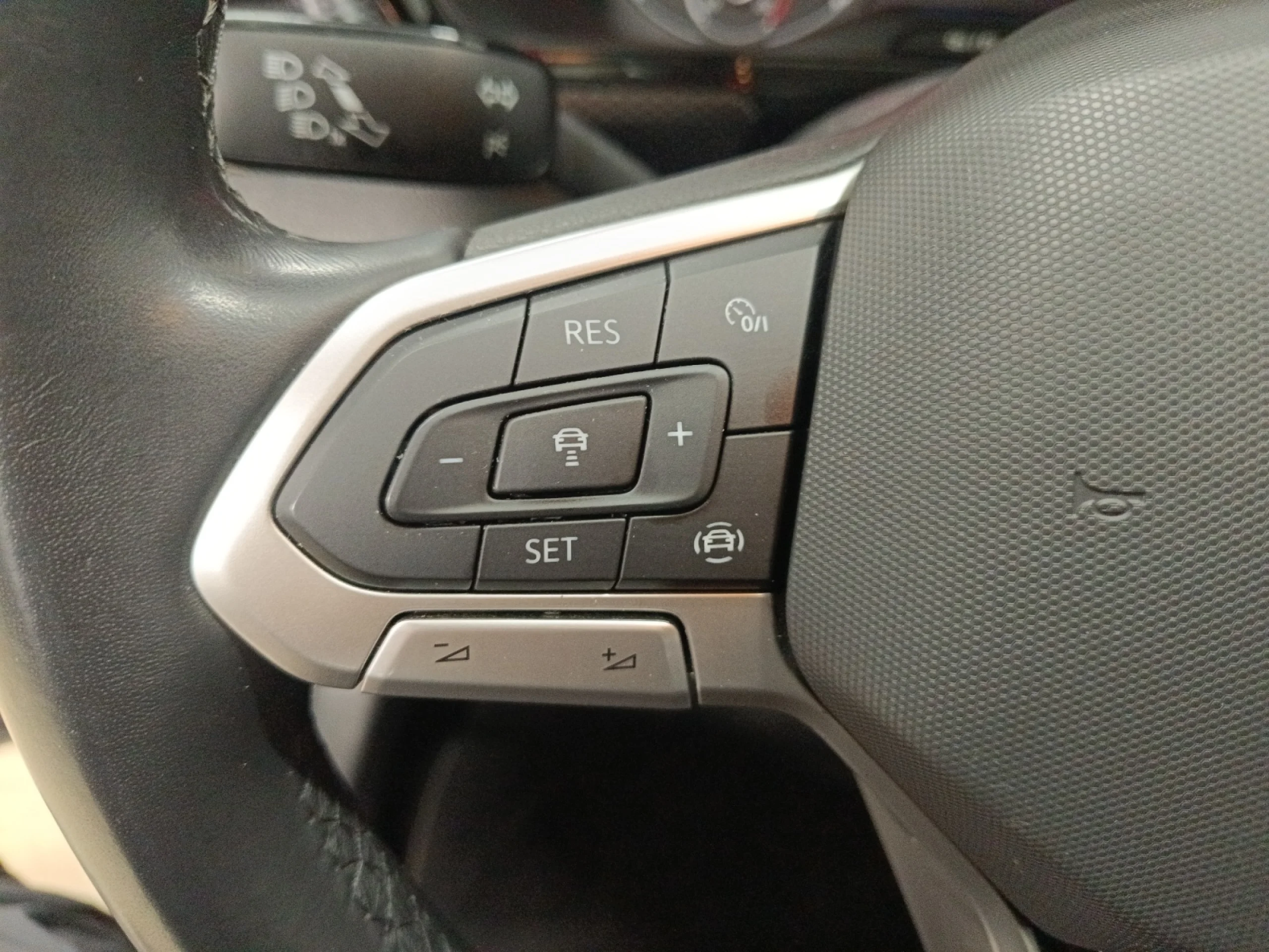 VOLKSWAGEN T CROSS ADVANCE 1.0 TSI 81KW (110CV) - Foto 11