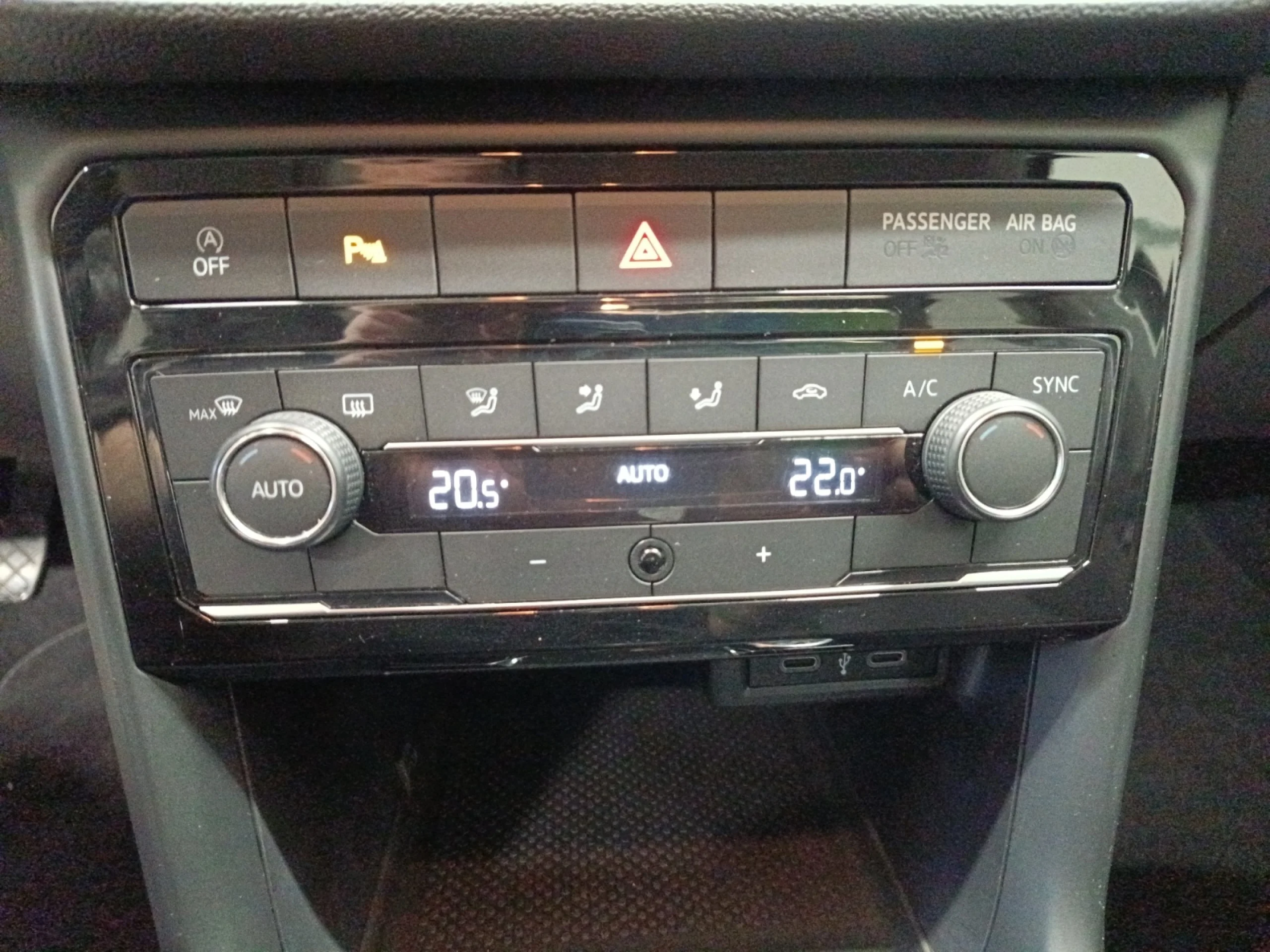 VOLKSWAGEN T CROSS ADVANCE 1.0 TSI 81KW (110CV) - Foto 19