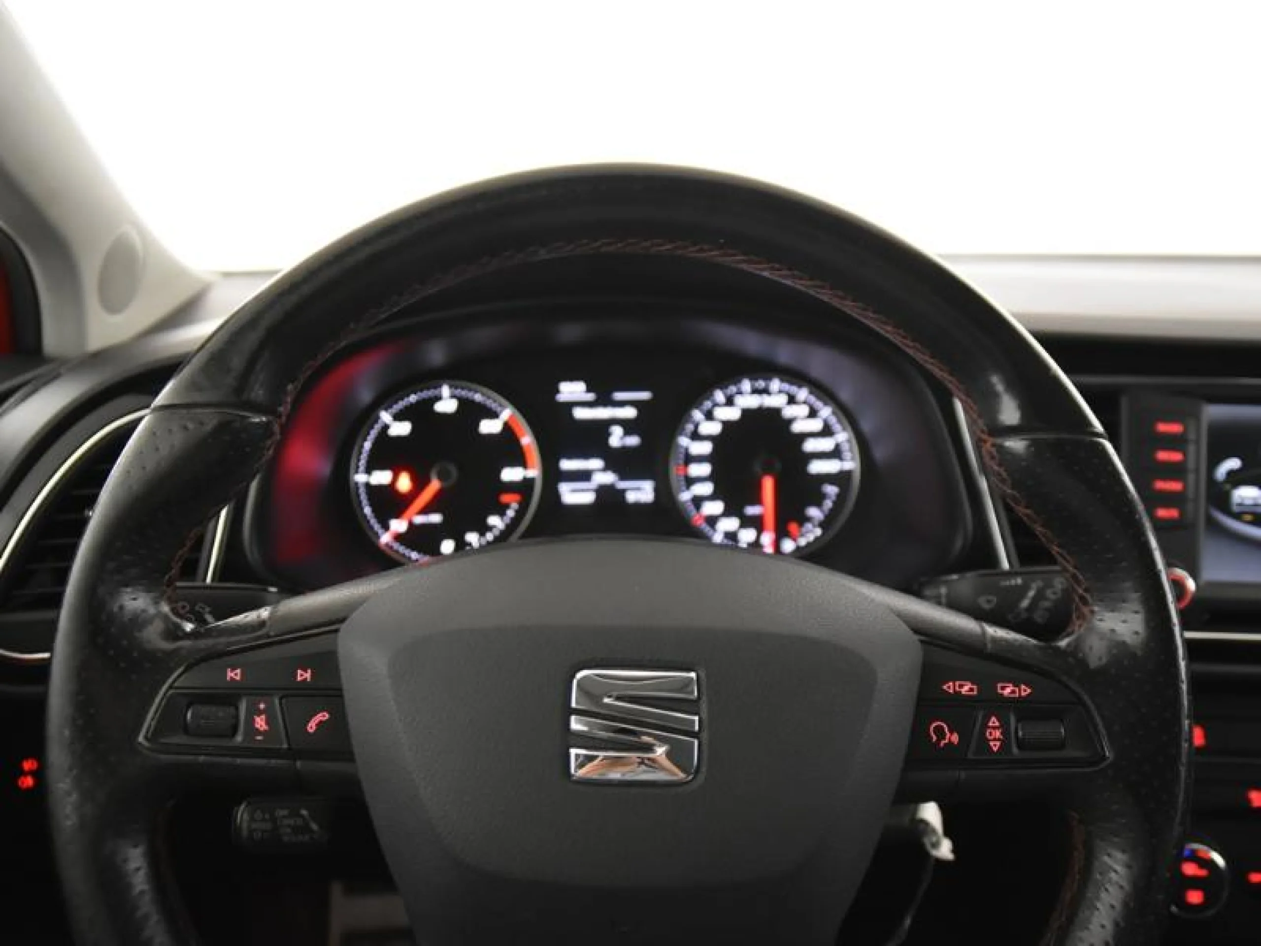 SEAT LEON 2.0 TDI 150CV ST&SP FR - Foto 12