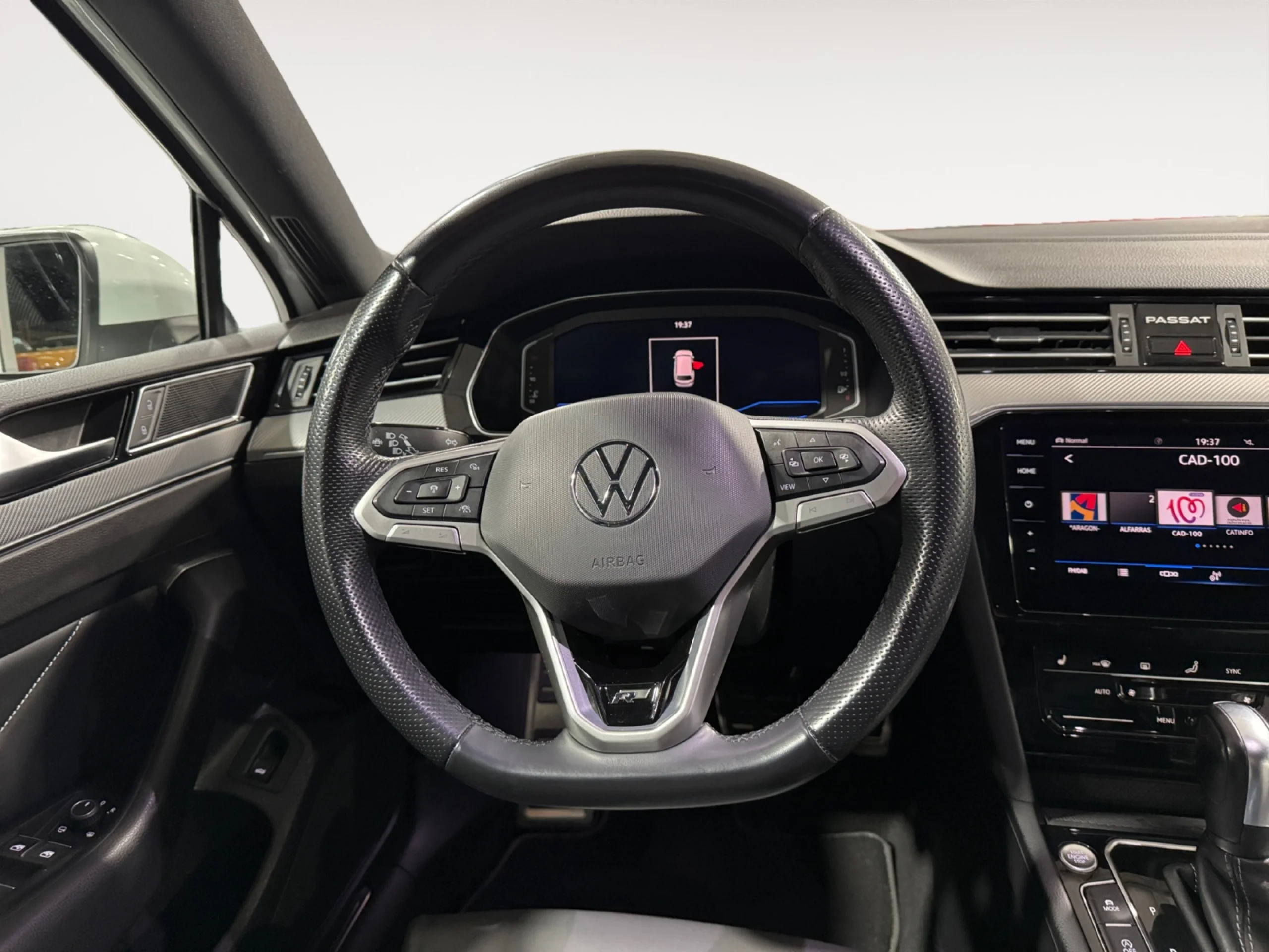 VOLKSWAGEN PASSAT VARIANT R LINE 2.0 TDI 110KW DSG - Foto 11
