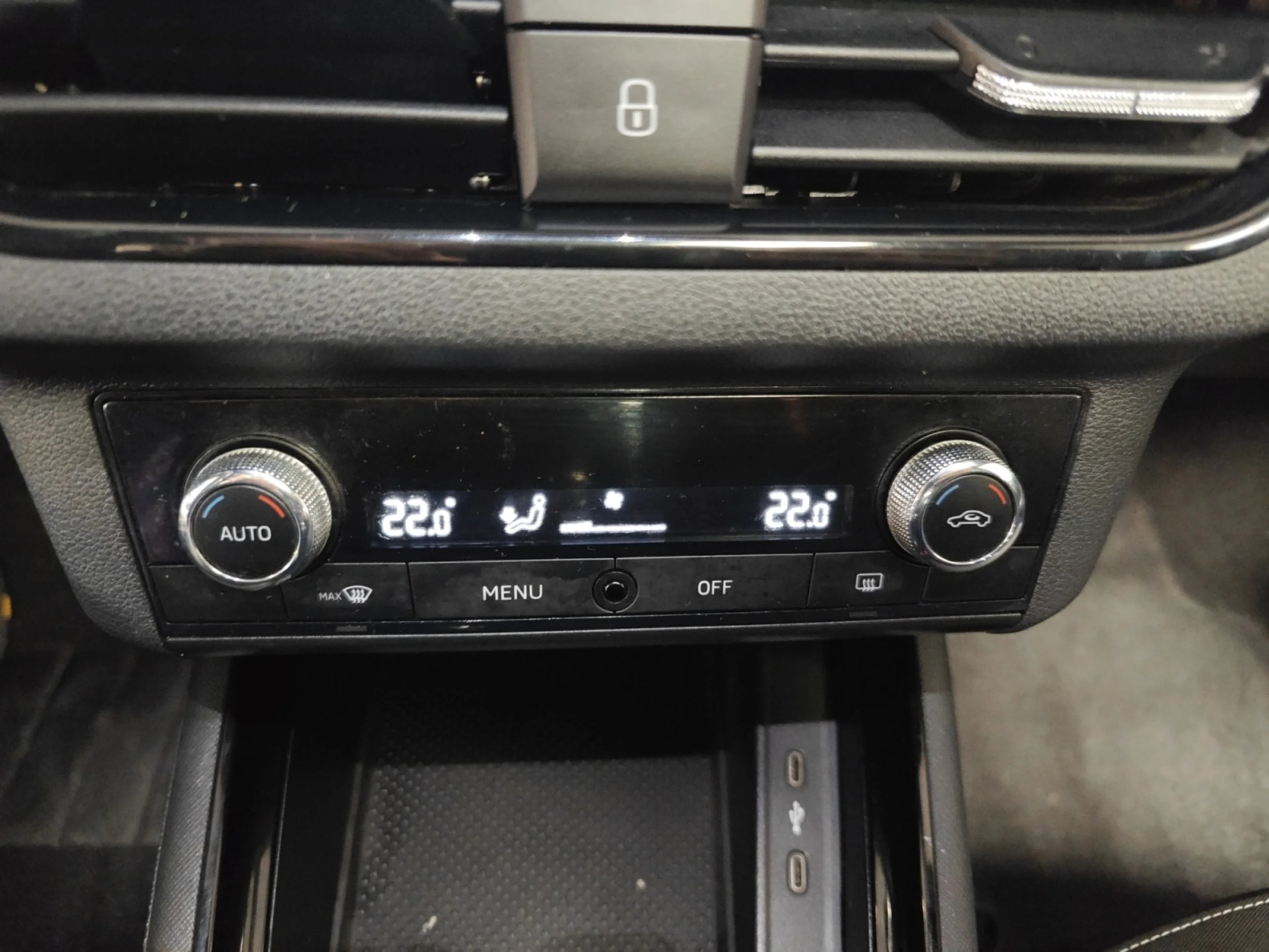 SKODA SCALA 1.5 TSI 110 KW (150 CV) AMBITION - Foto 18