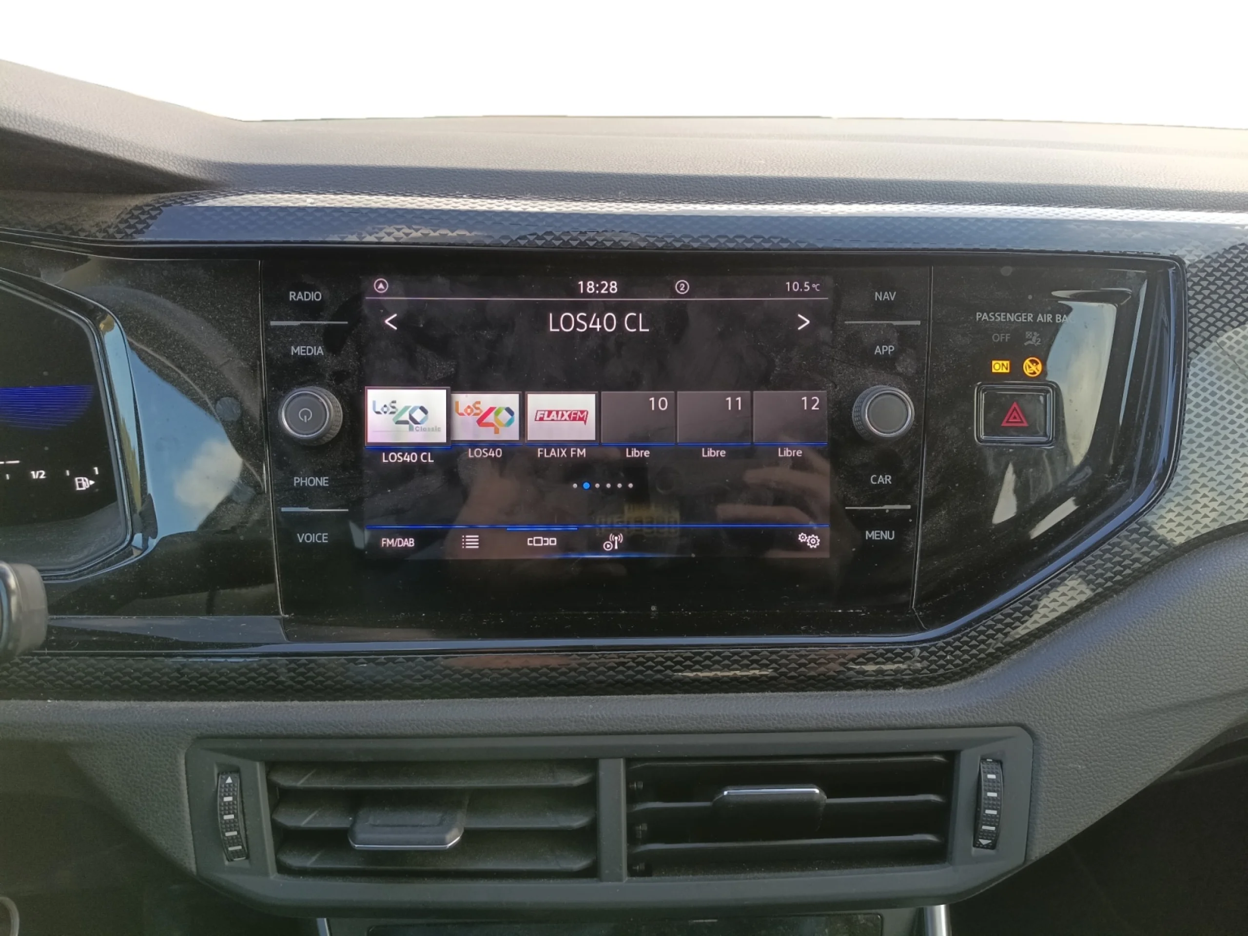 VOLKSWAGEN POLO LIFE 1.0 TSI 70KW (95CV) - Foto 9