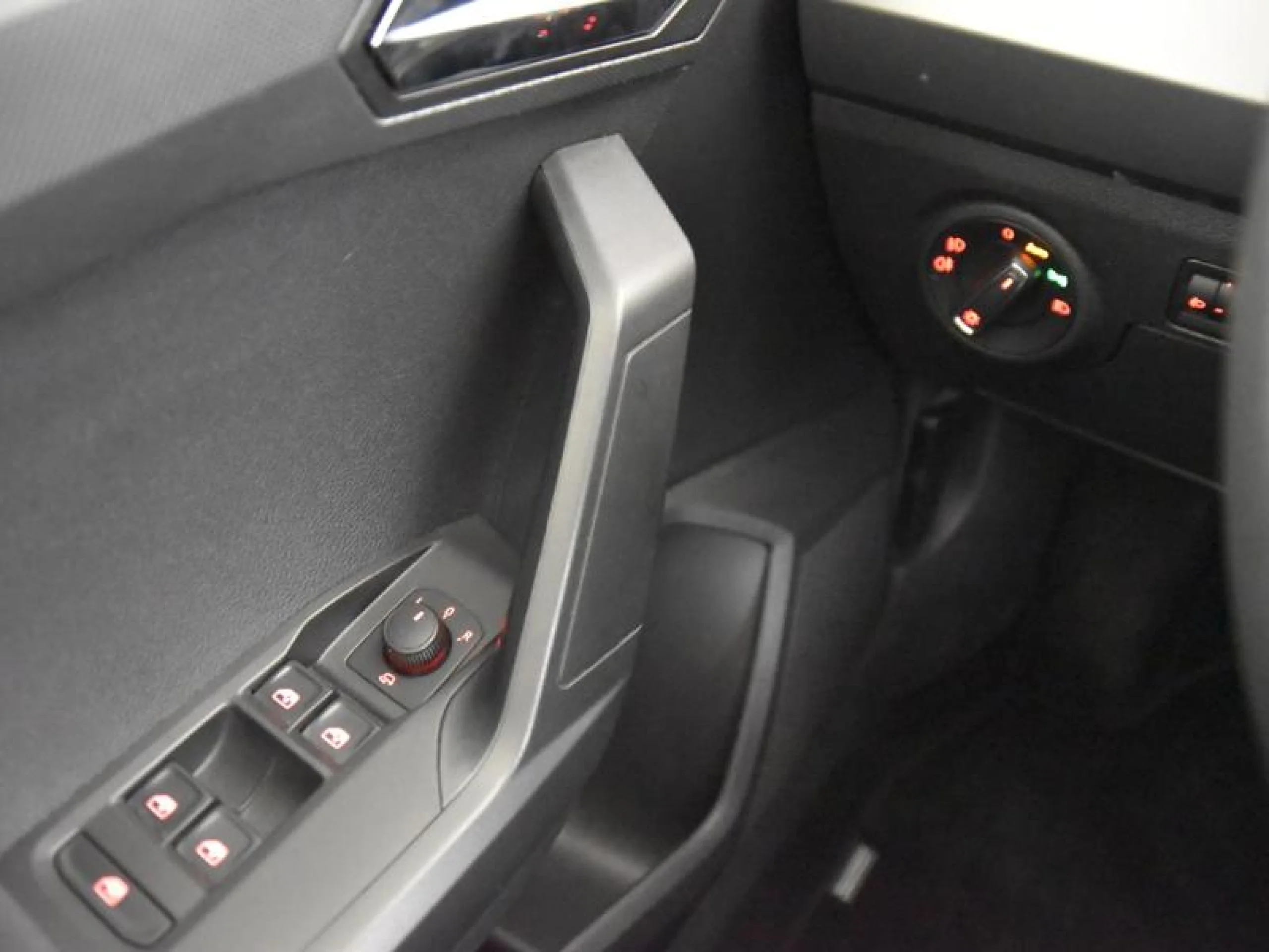 SEAT IBIZA 1.0 MPI 59KW (80CV) STYLE GO - Foto 15