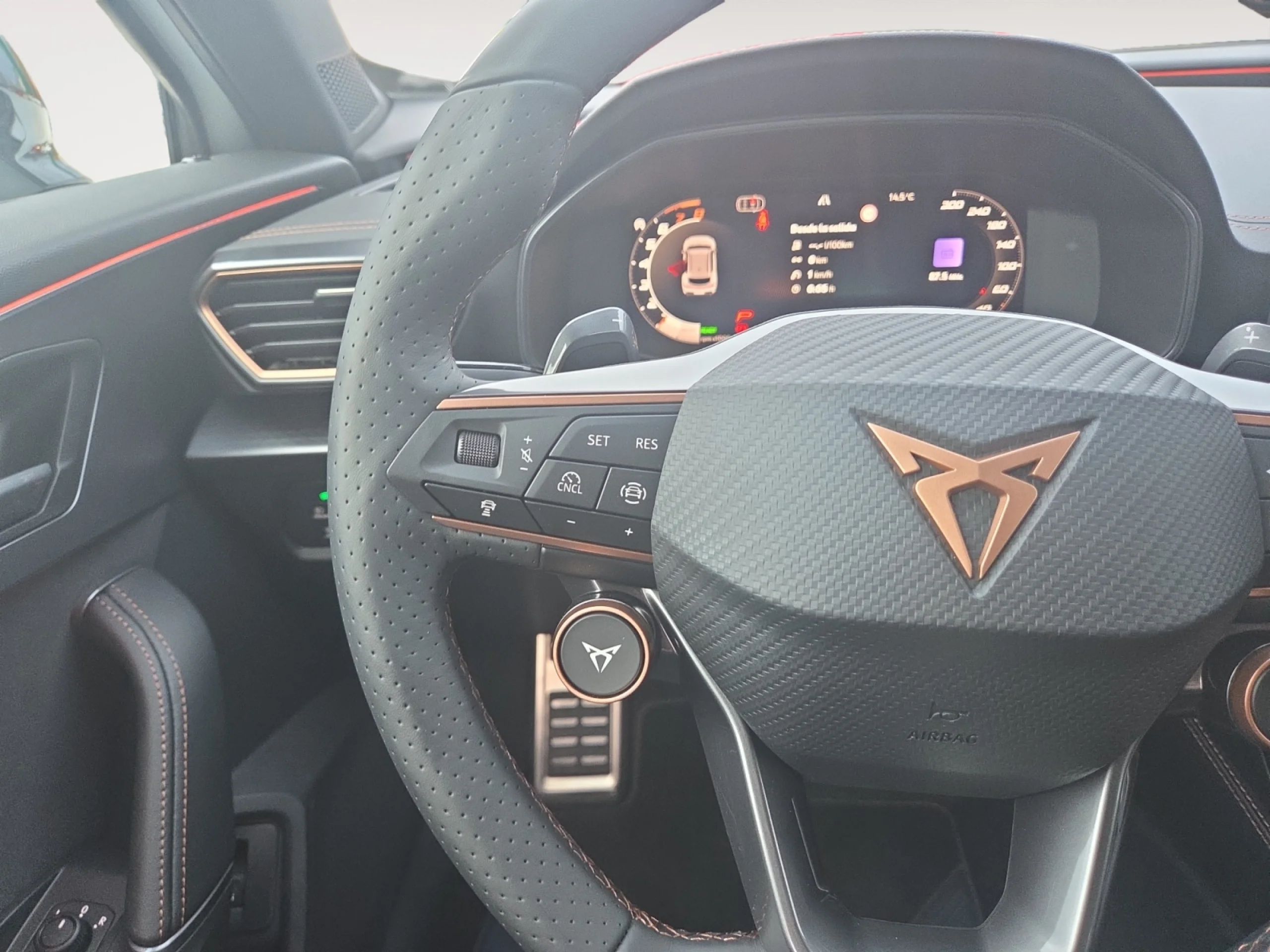 CUPRA FORMENTOR 1.5 ETSI 110KW (150 CV) DSG BEYOND - Foto 11