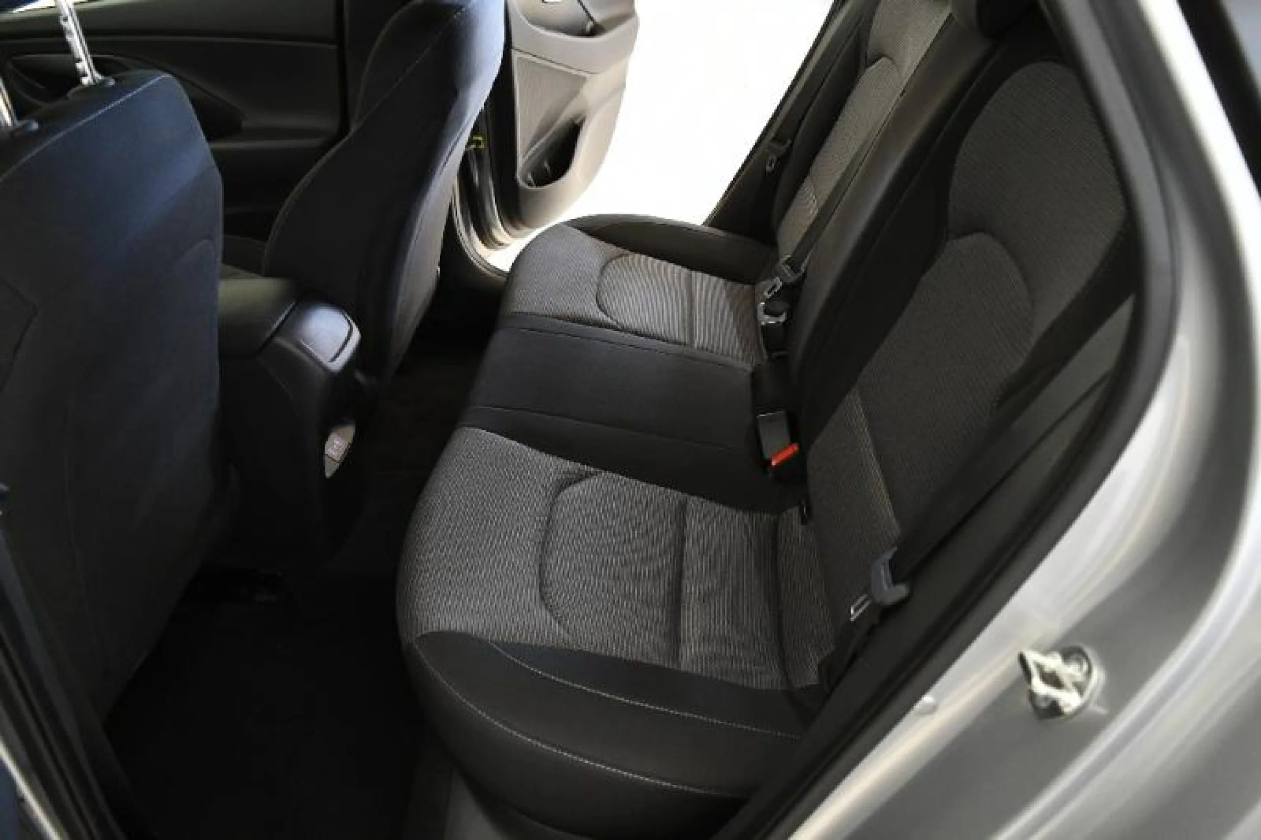 HYUNDAI I30 1.0 TGDI 48V KLASS - Foto 5