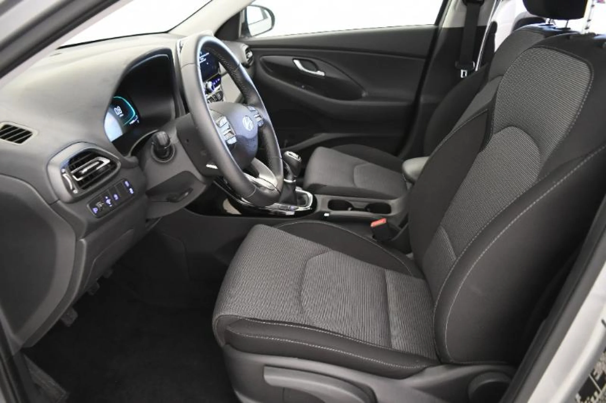 HYUNDAI I30 1.0 TGDI 48V KLASS - Foto 4