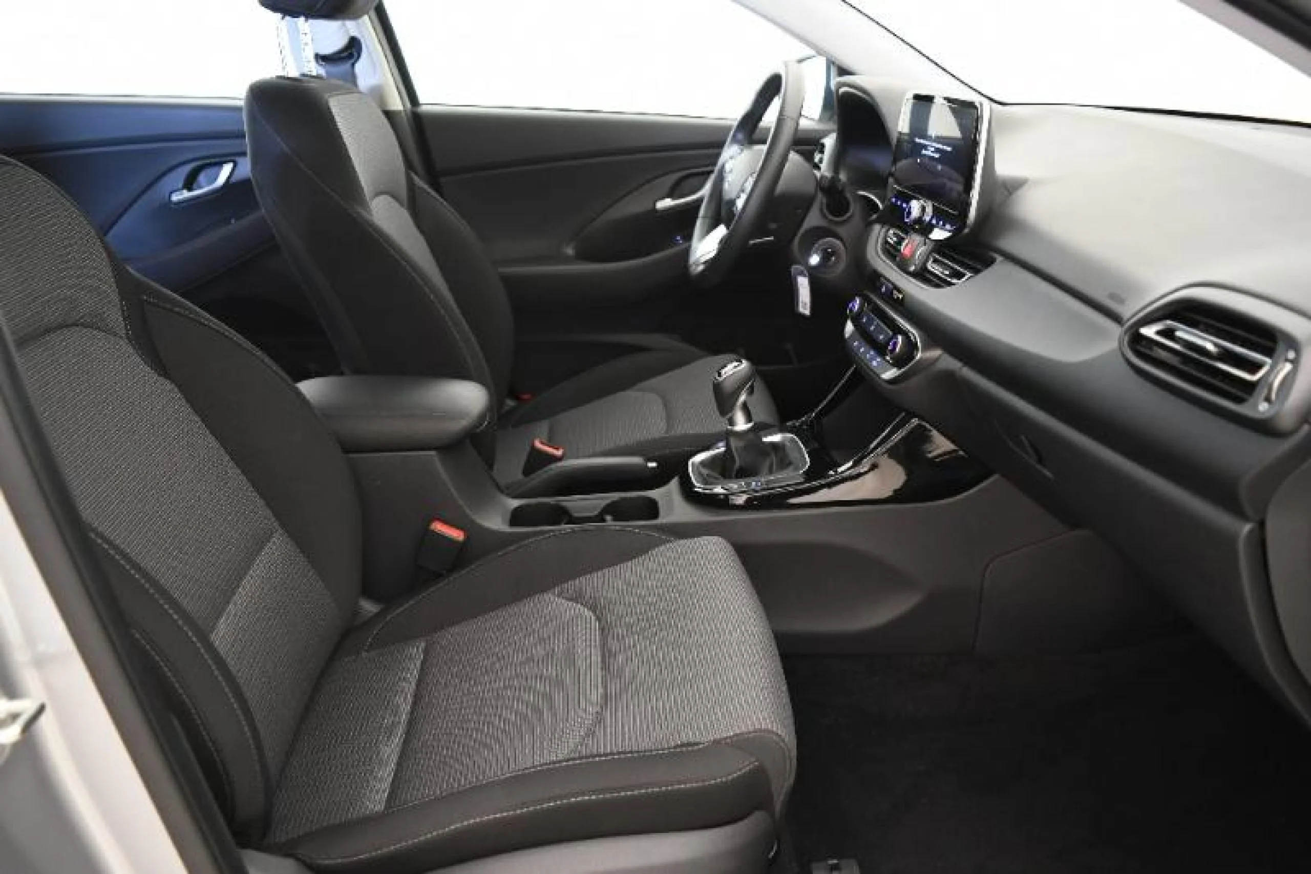 HYUNDAI I30 1.0 TGDI 48V KLASS - Foto 8