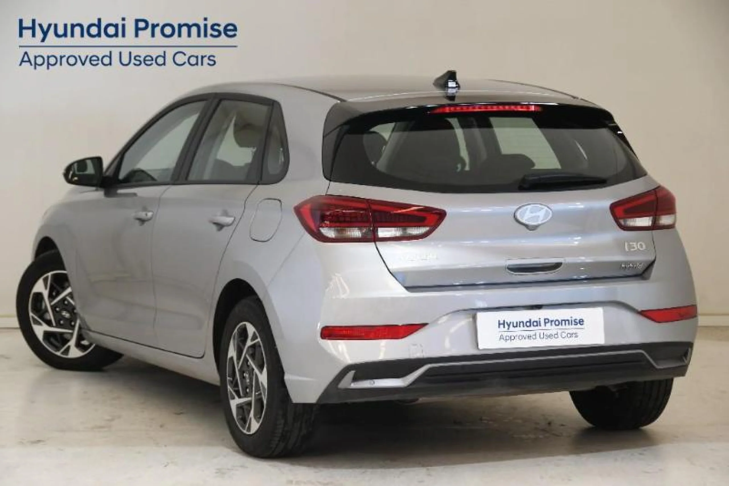 HYUNDAI I30 1.0 TGDI 48V KLASS - Foto 9