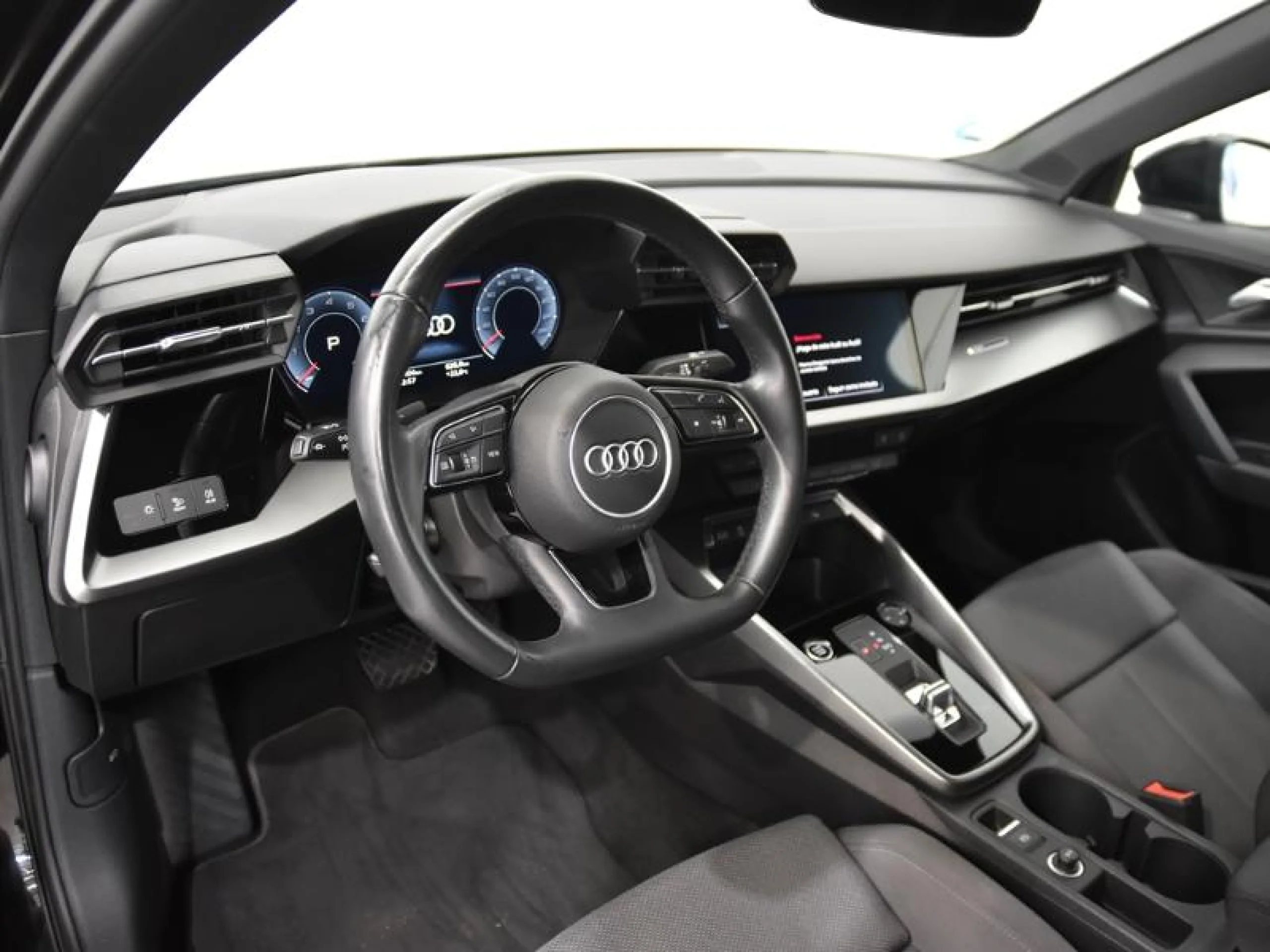 AUDI A3 SEDAN BLACK LINE 35 TFSI 110KW (150CV) - Foto 2