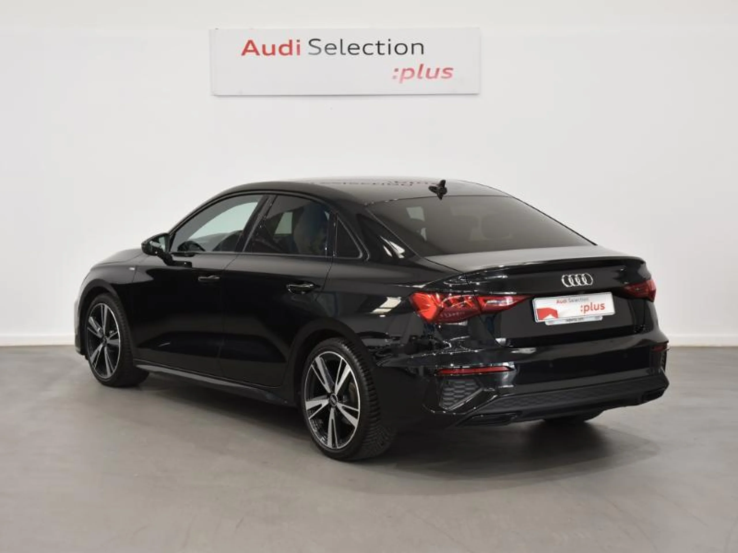 AUDI A3 SEDAN BLACK LINE 35 TFSI 110KW (150CV) - Foto 3