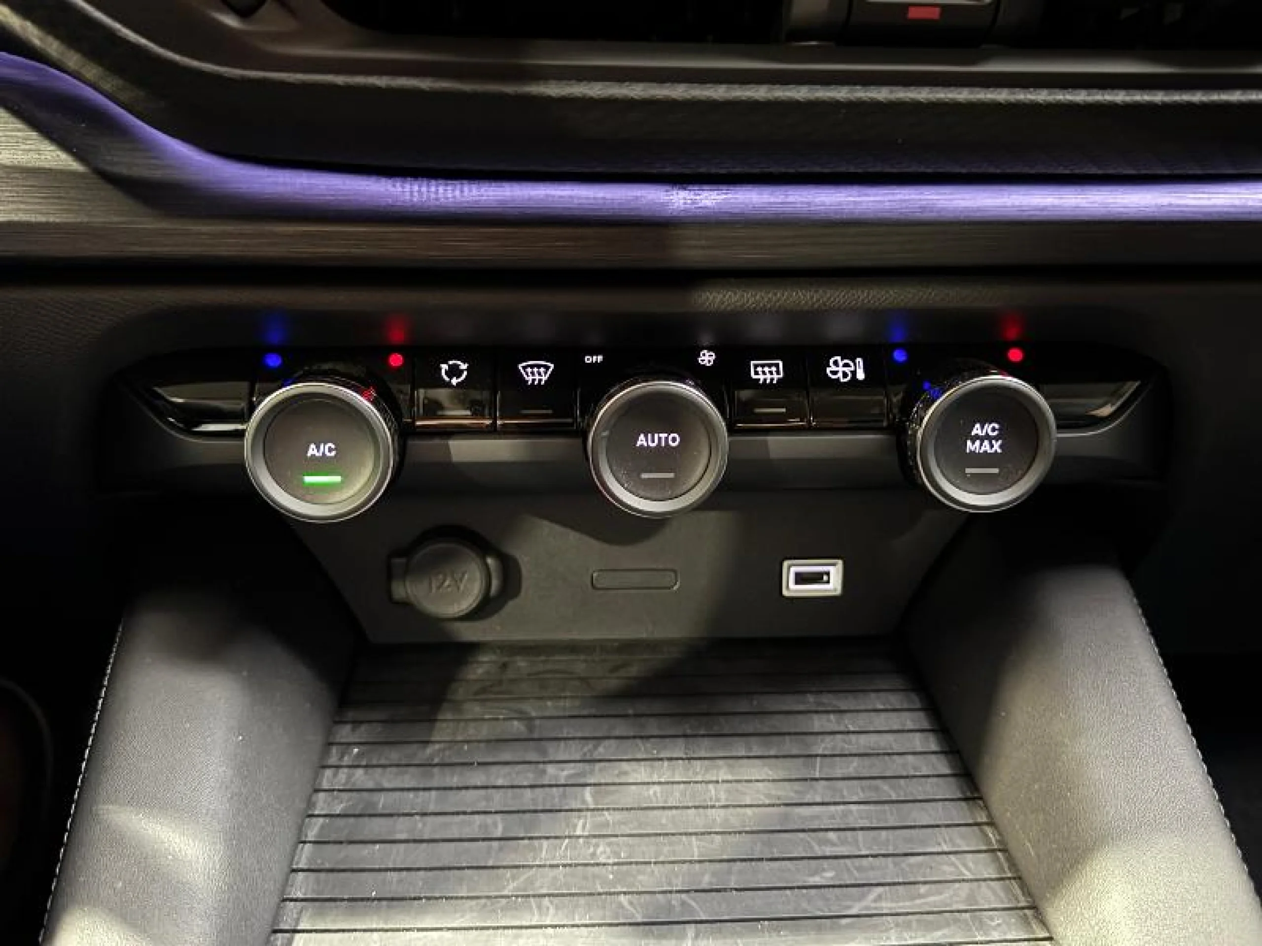 CITROEN C5 X HYBRID 225 E EAT8 PLUS - Foto 19