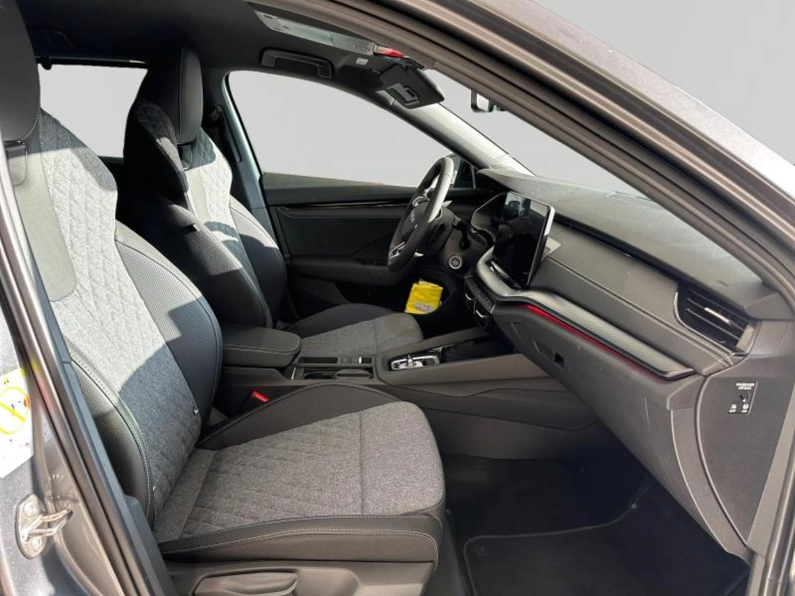 SKODA OCTAVIA COMBI 1.5 TSI 110KW DSG M HEV SPORTLINE - Foto 5