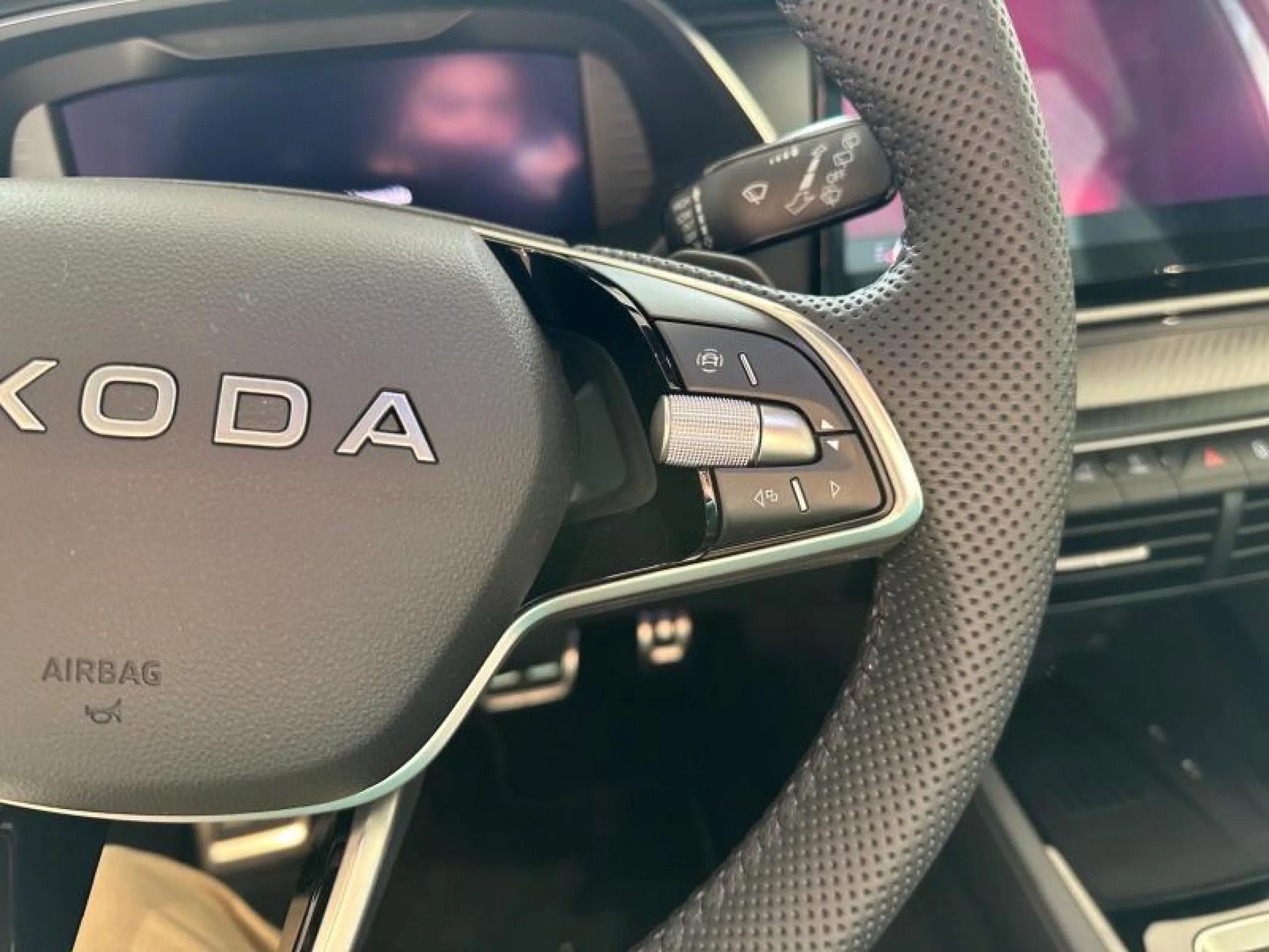 SKODA OCTAVIA COMBI 1.5 TSI 110KW DSG M HEV SPORTLINE - Foto 10