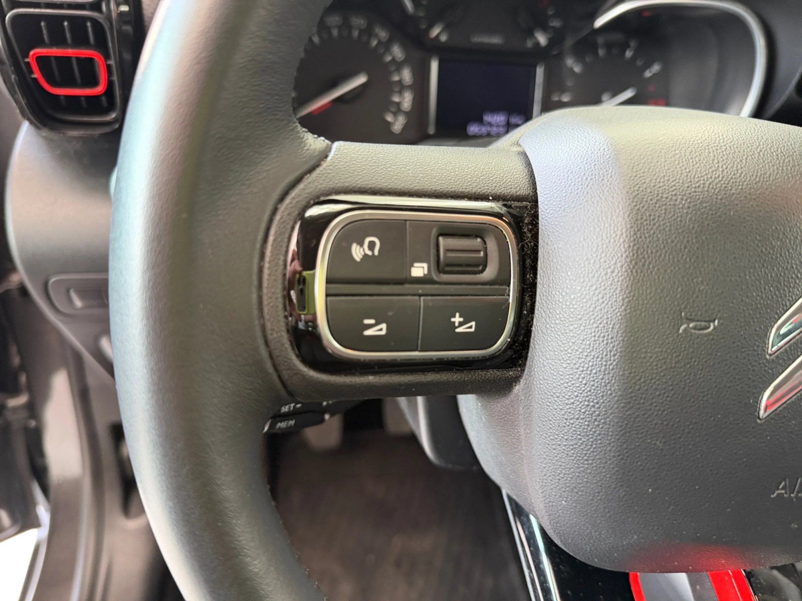 CITROEN C3 AIRCROSS BLUEHDI 73KW (100CV) S&S FEEL - Foto 9