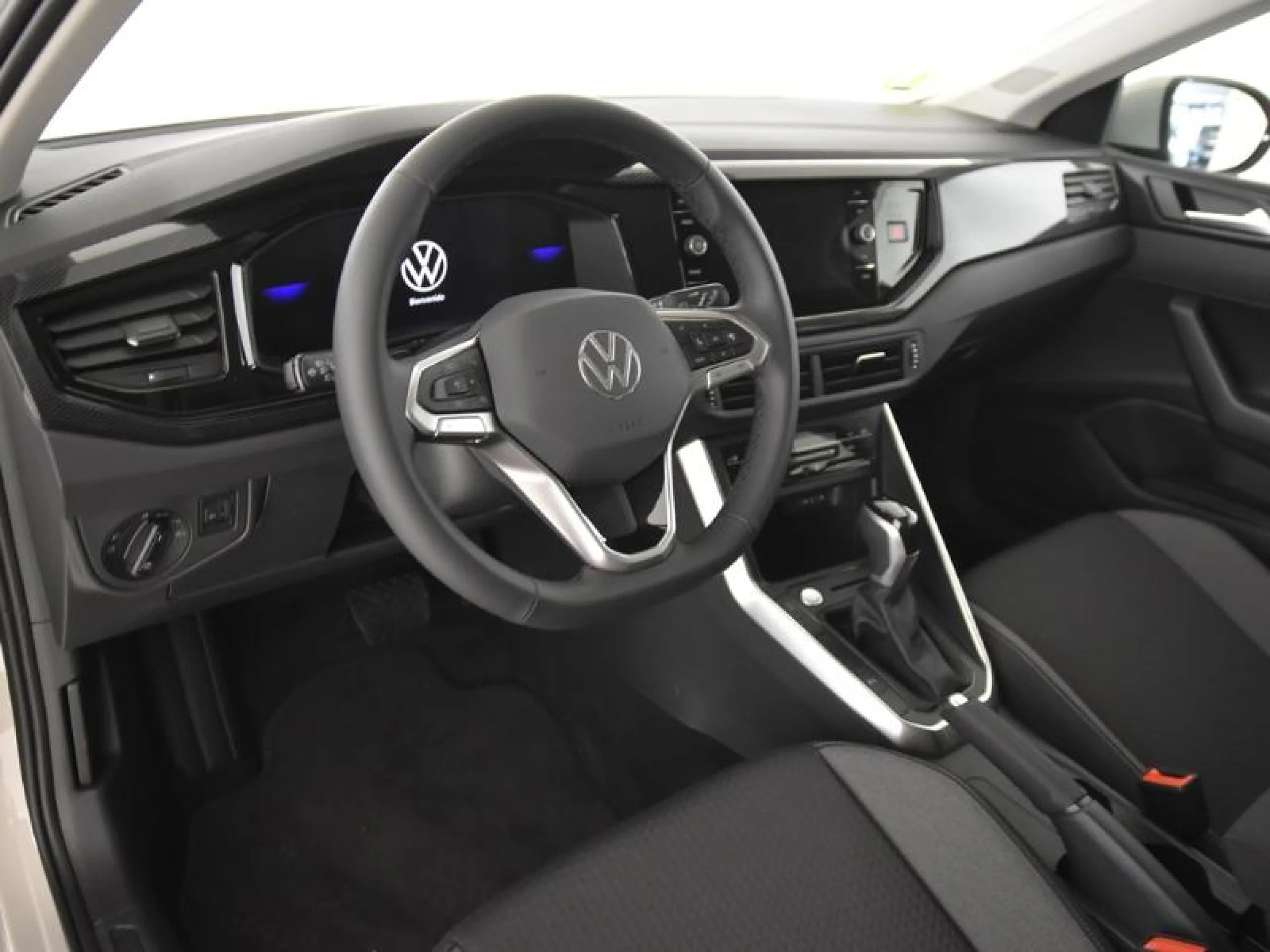 VOLKSWAGEN TAIGO R LINE 1.0 TSI 85KW (115CV) DSG - Foto 9