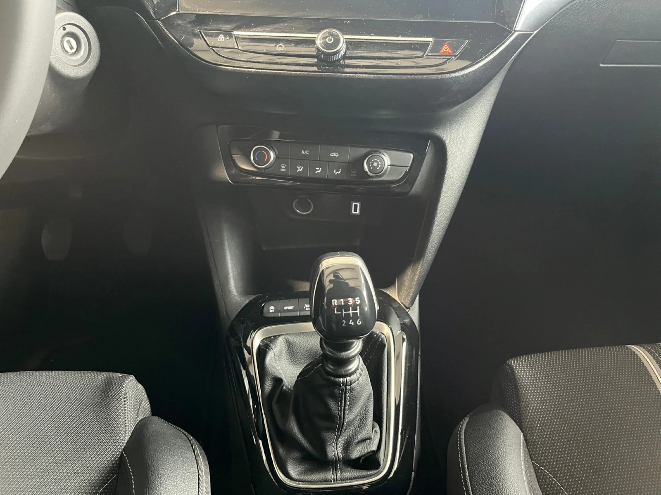 OPEL CORSA 1.2T XHL 74KW (100CV) GS - Foto 12