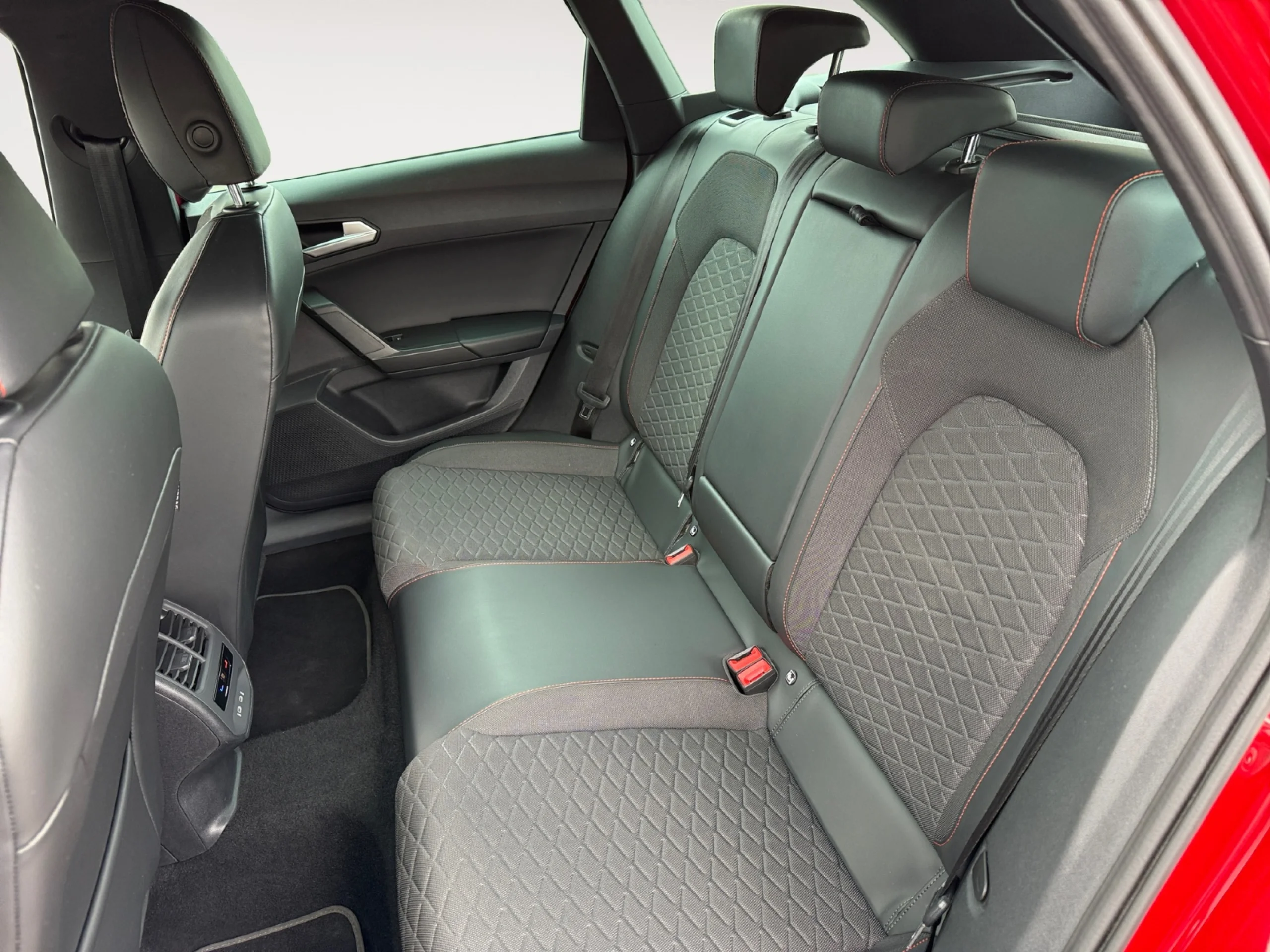 SEAT LEON SP 2.0 TDI 110KW DSG S&S FR GO XL - Foto 6