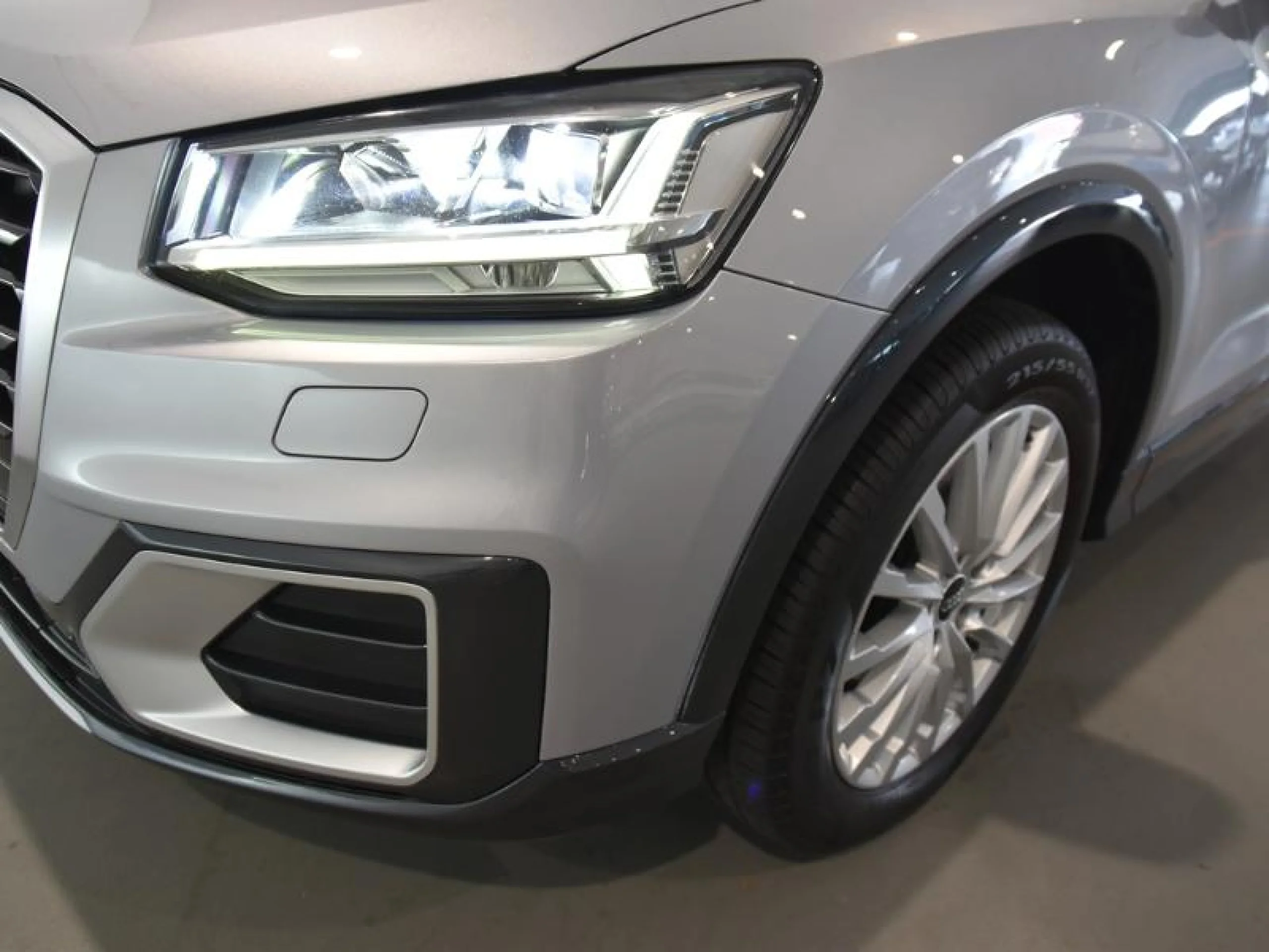 AUDI Q2 DESIGN 30 TFSI 85KW (116CV) - Foto 17