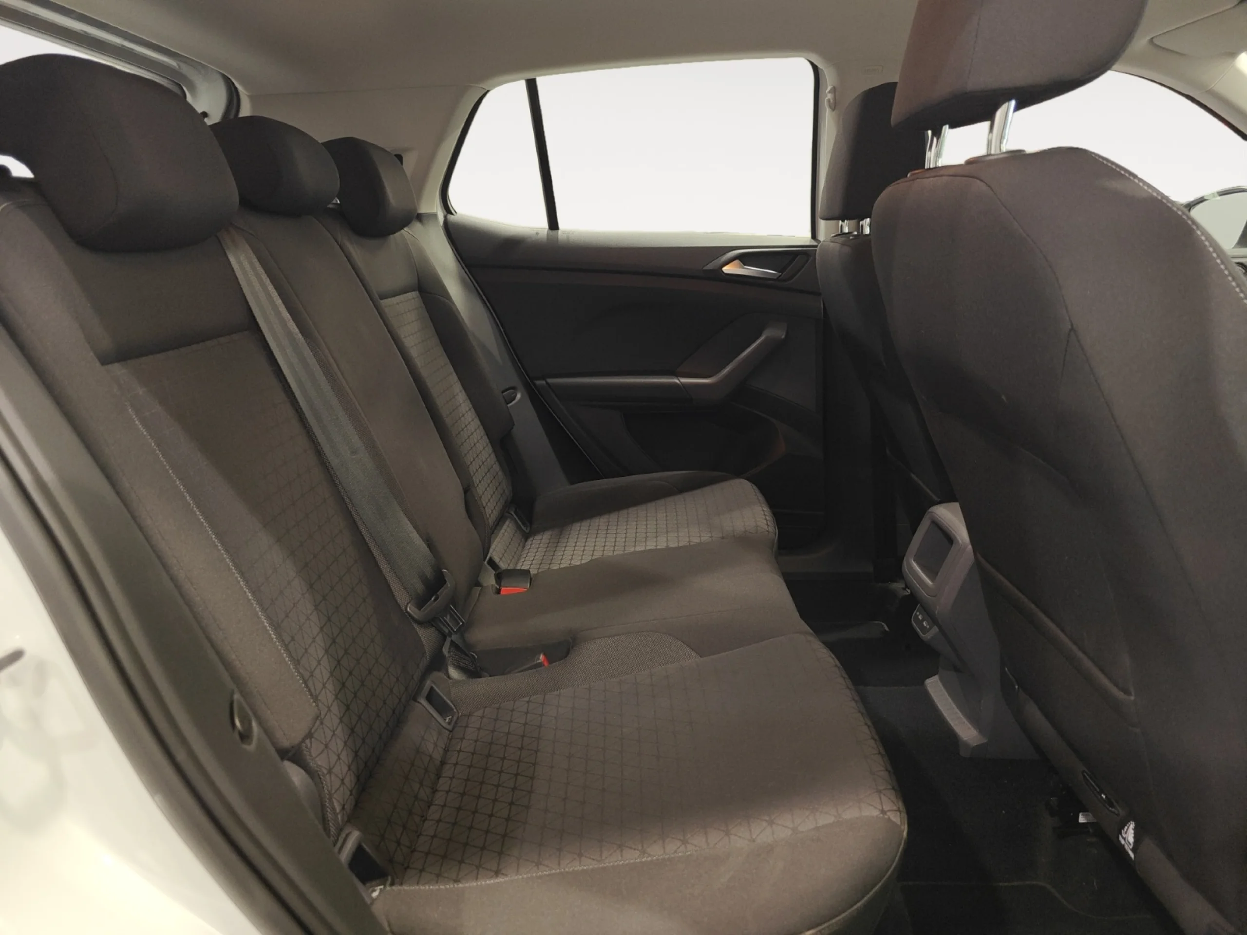 VOLKSWAGEN T CROSS ADVANCE 1.0 TSI 81KW (110CV) - Foto 6
