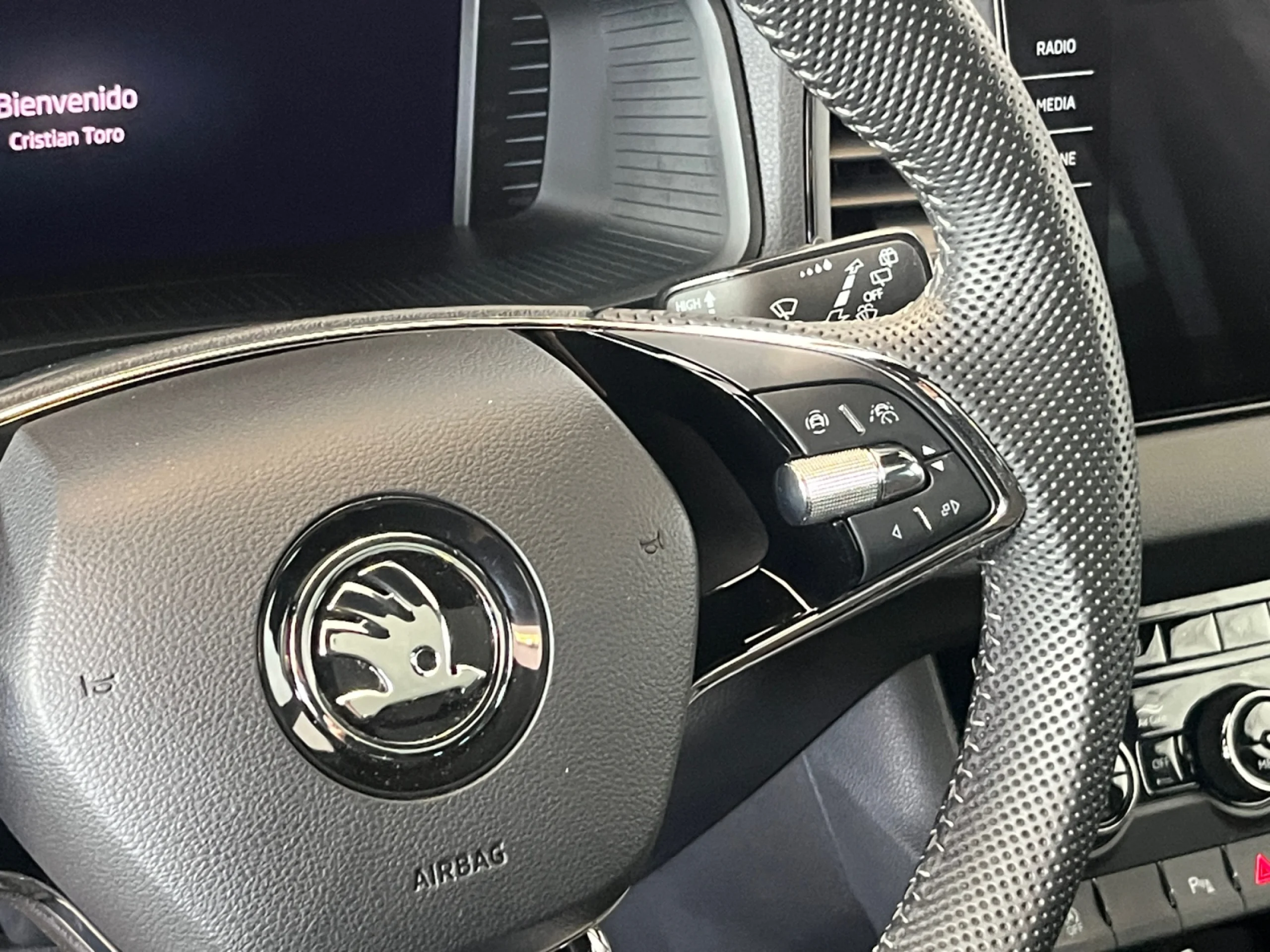 SKODA KAROQ KAROK SPORTLINE - Foto 10