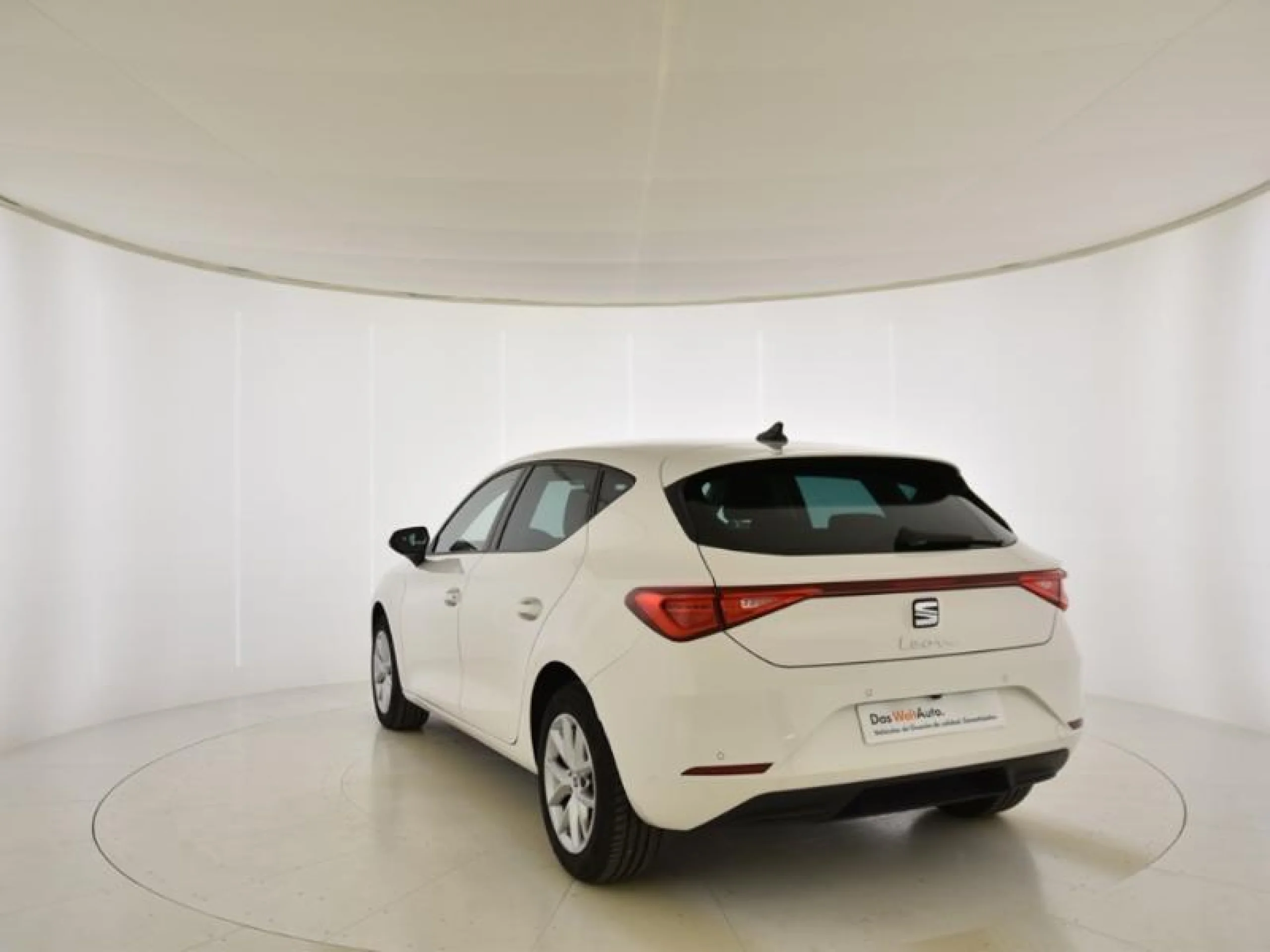 SEAT NUEVO LEON 1.0 TSI 81KW S&S STYLE - Foto 2
