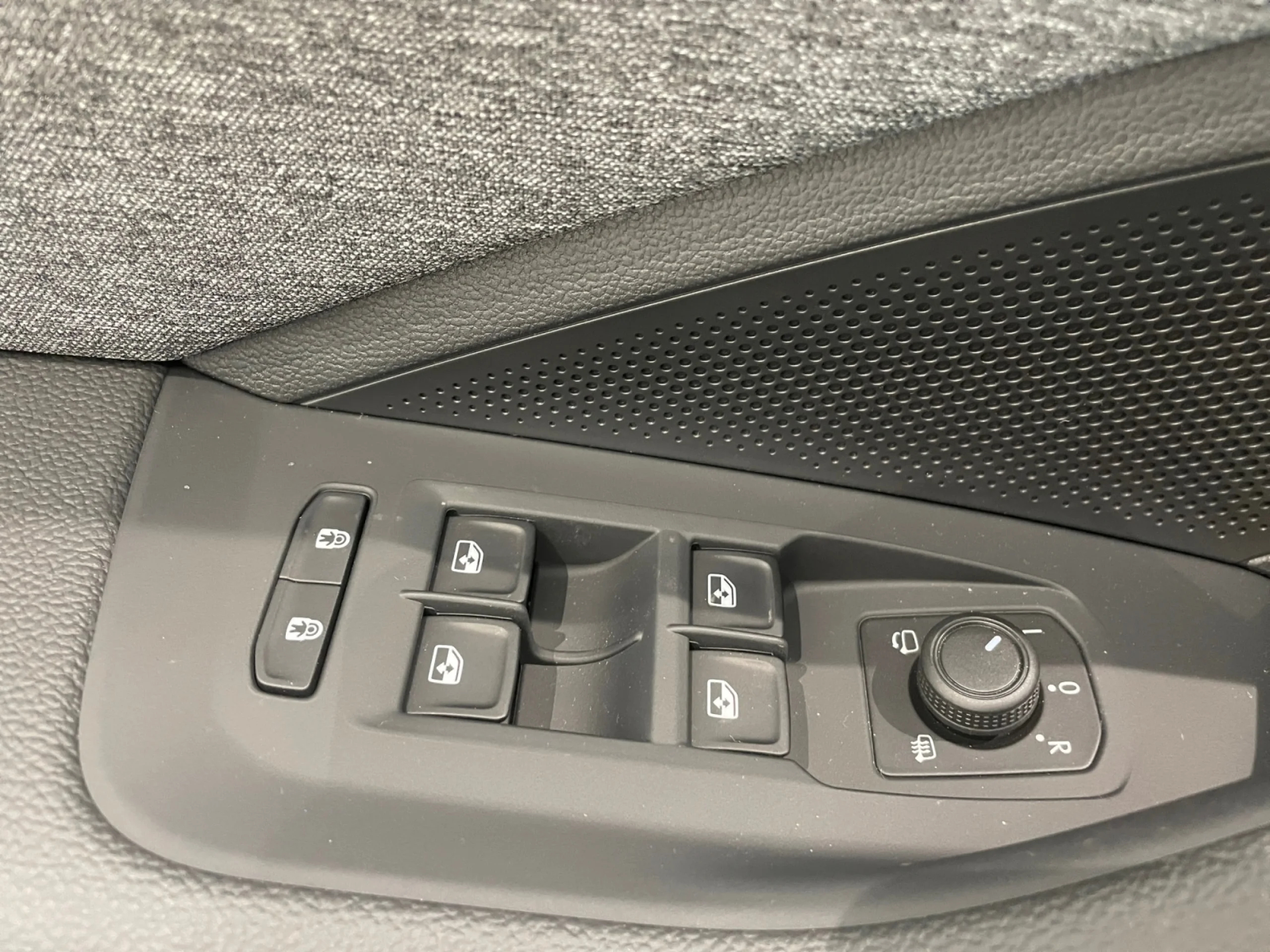 SKODA Superb SUPERB COMBI SUPERB COMBI SELECTION 2,0 TDI 110 KW (150 CV) DSG 7 VEL. - Foto 12