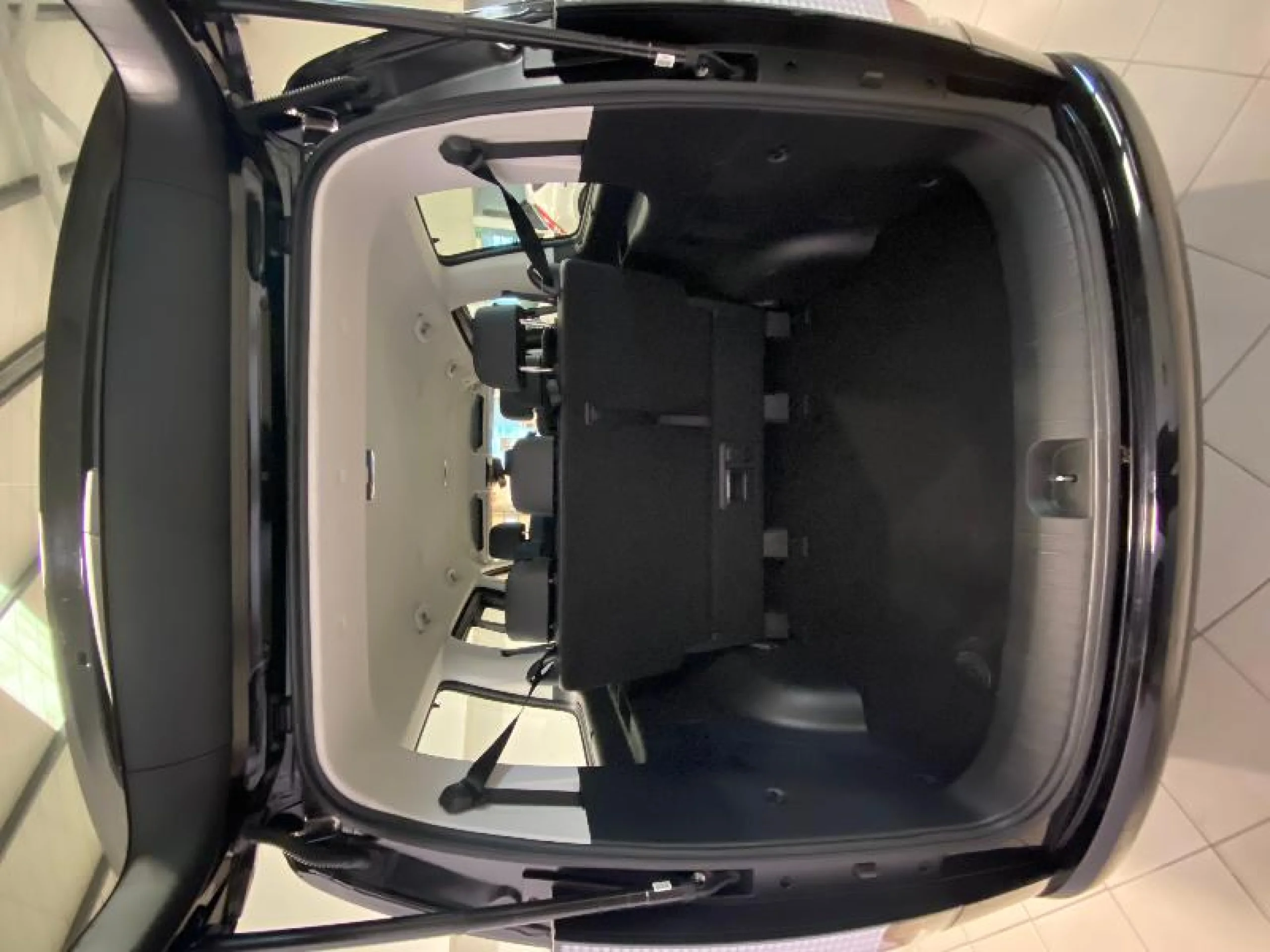 HYUNDAI STARIA 9S HEV 1.6 TGDI 225CV 6AT STYLE - Foto 3