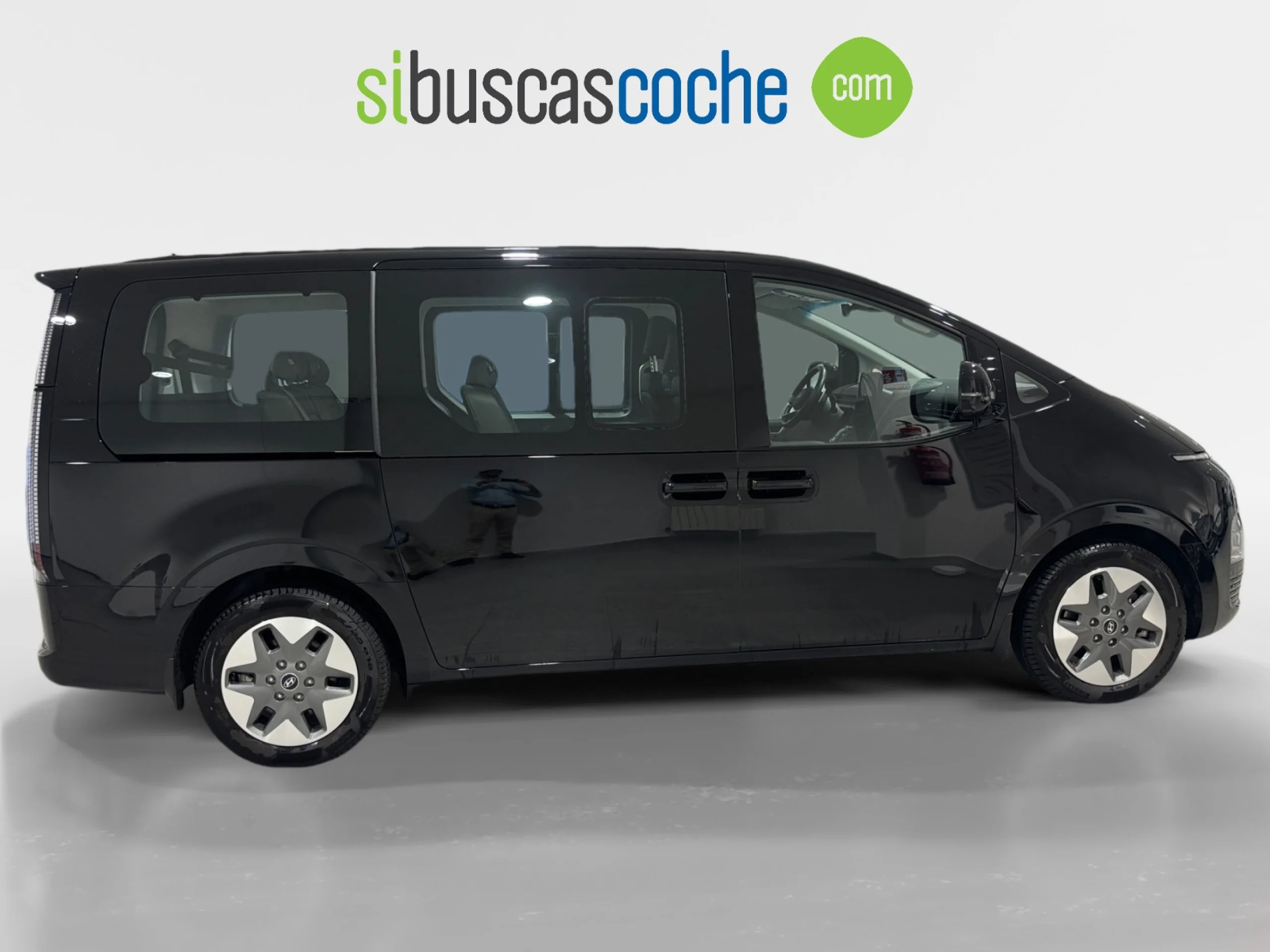 HYUNDAI STARIA 9S HEV 1.6 TGDI 225CV 6AT STYLE - Foto 3