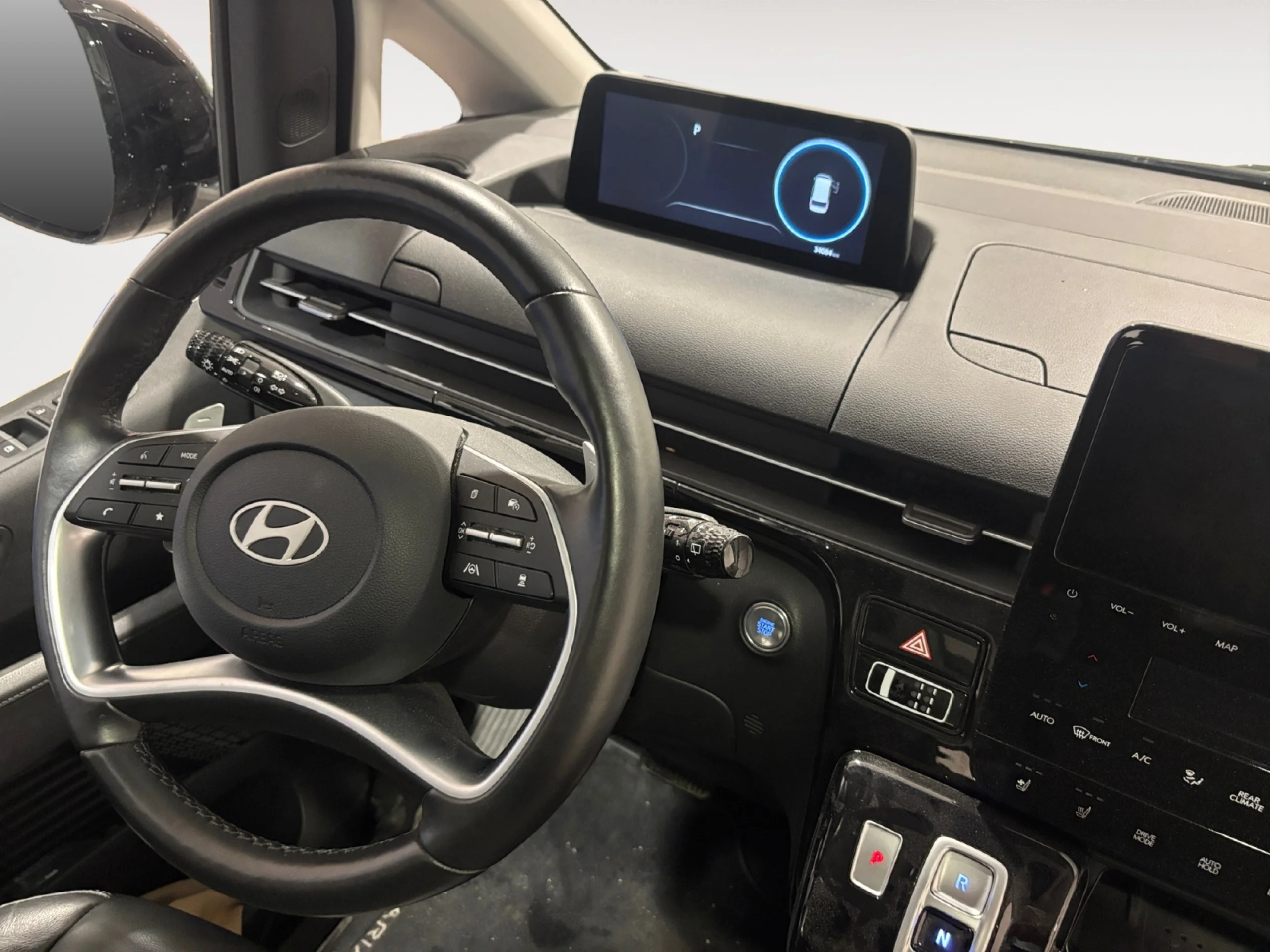 HYUNDAI STARIA 9S HEV 1.6 TGDI 225CV 6AT STYLE - Foto 4