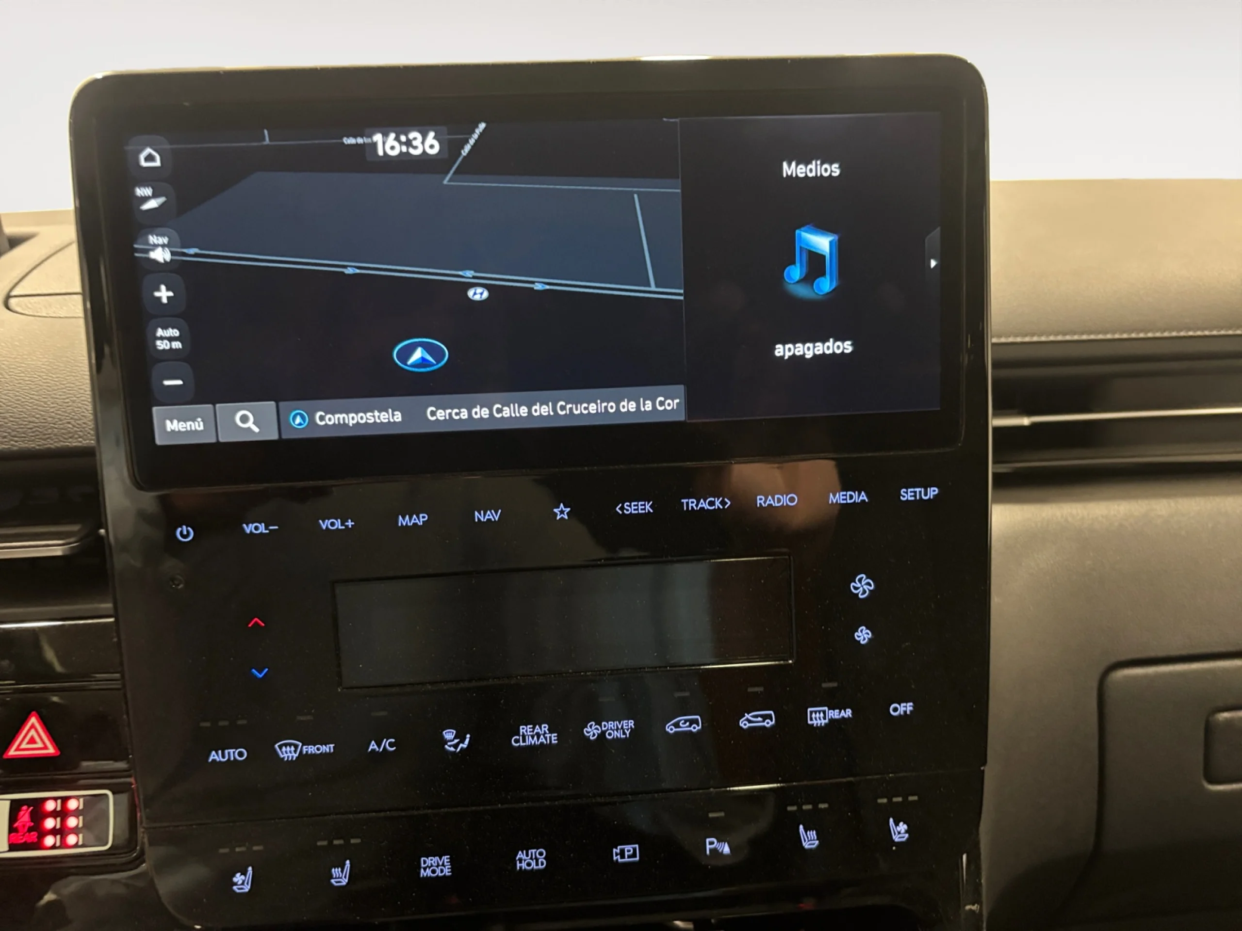 HYUNDAI STARIA 9S HEV 1.6 TGDI 225CV 6AT STYLE - Foto 10