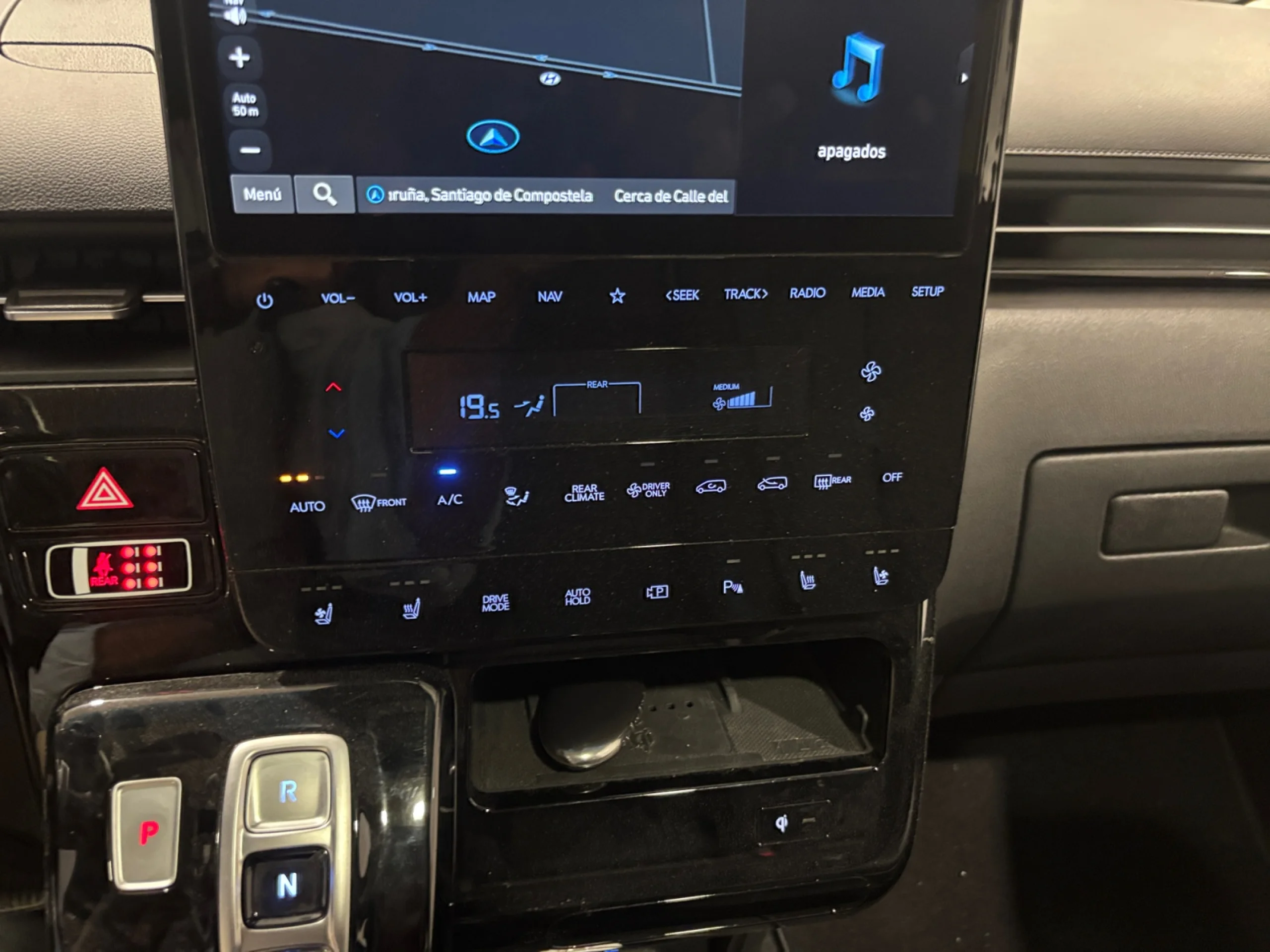 HYUNDAI STARIA 9S HEV 1.6 TGDI 225CV 6AT STYLE - Foto 14