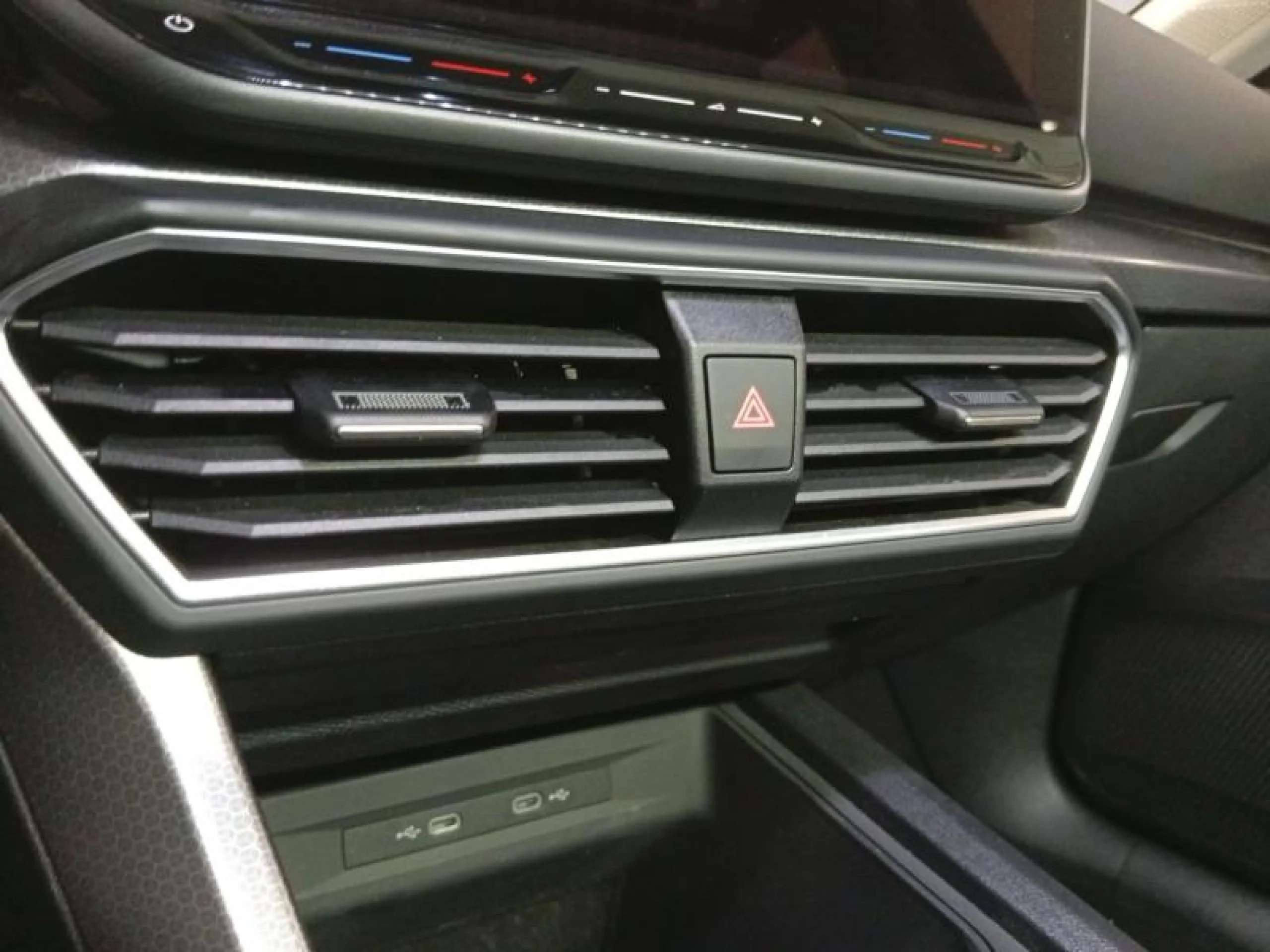 SEAT LEON 1.5 TSI 85KW STYLE XS - Foto 12
