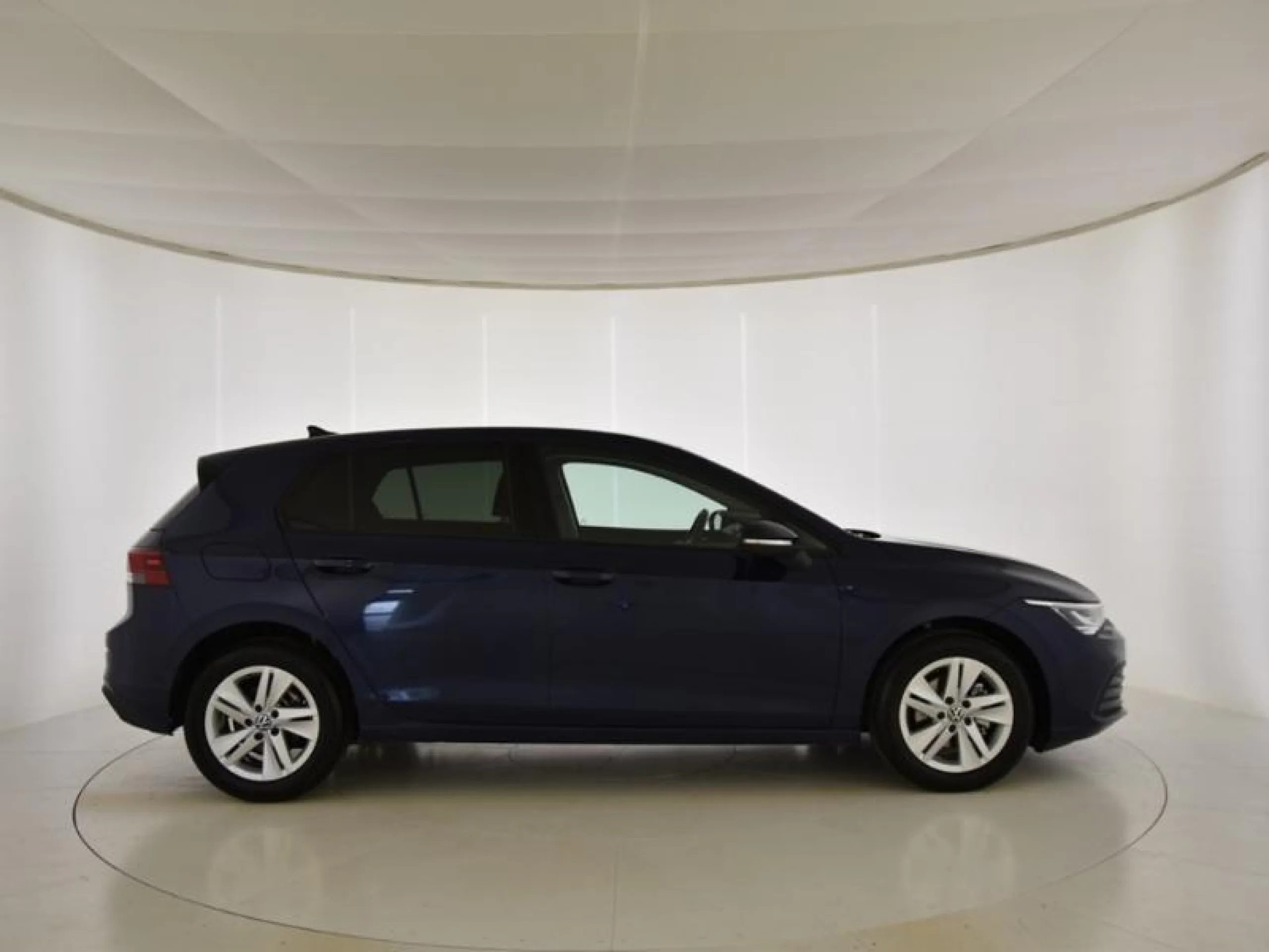 VOLKSWAGEN GOLF LIFE 2.0 TDI 85KW (115CV) - Foto 3