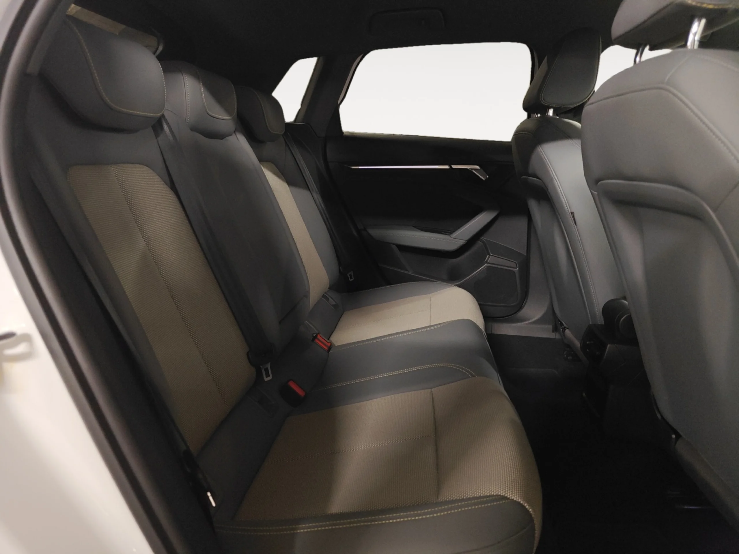 AUDI A3 SPORTBACK 35 TFSI 110KW (150CV) S TRONIC - Foto 6