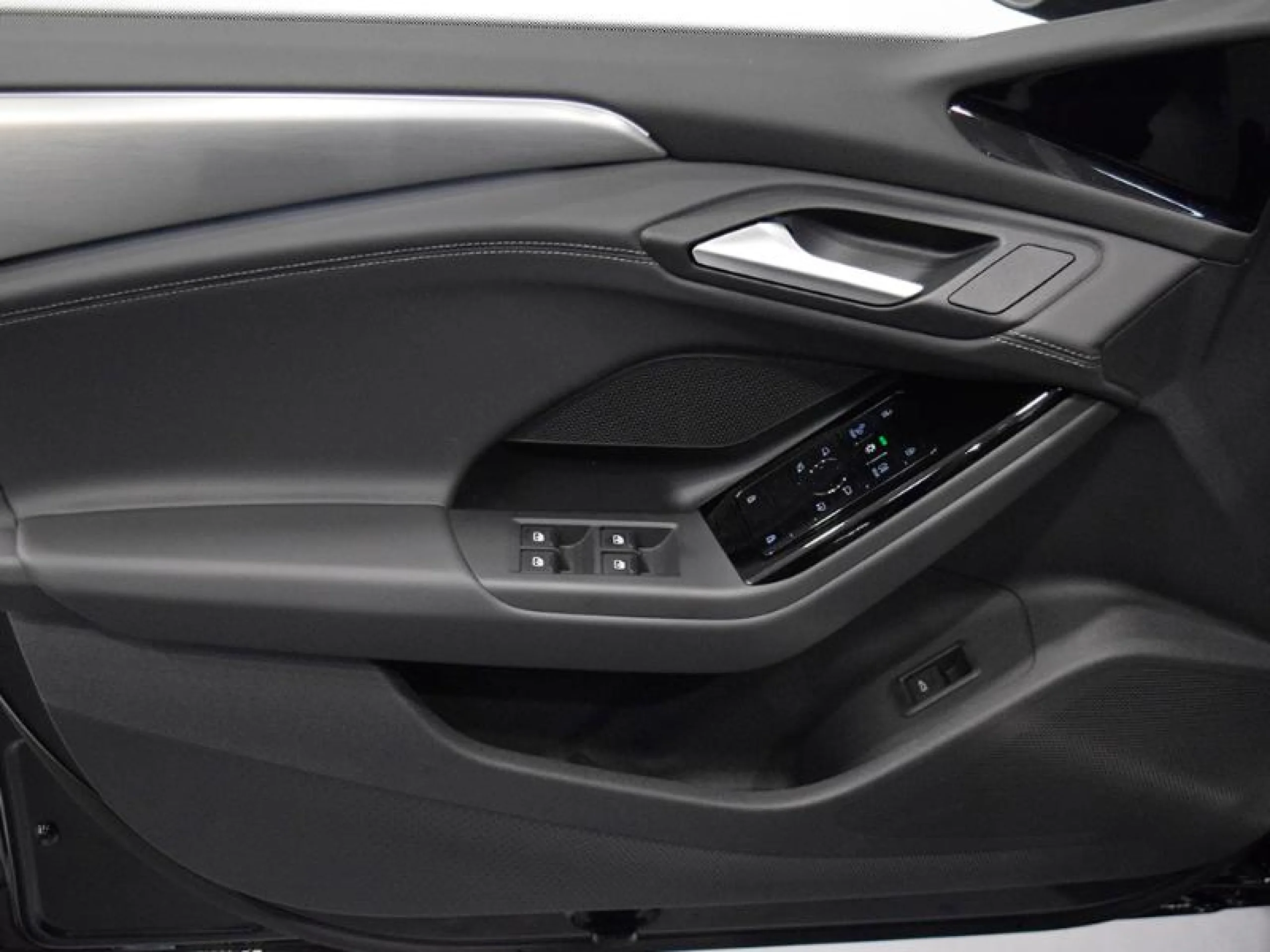 AUDI A6 E TRON AVANT S LINE E TRON - Foto 11