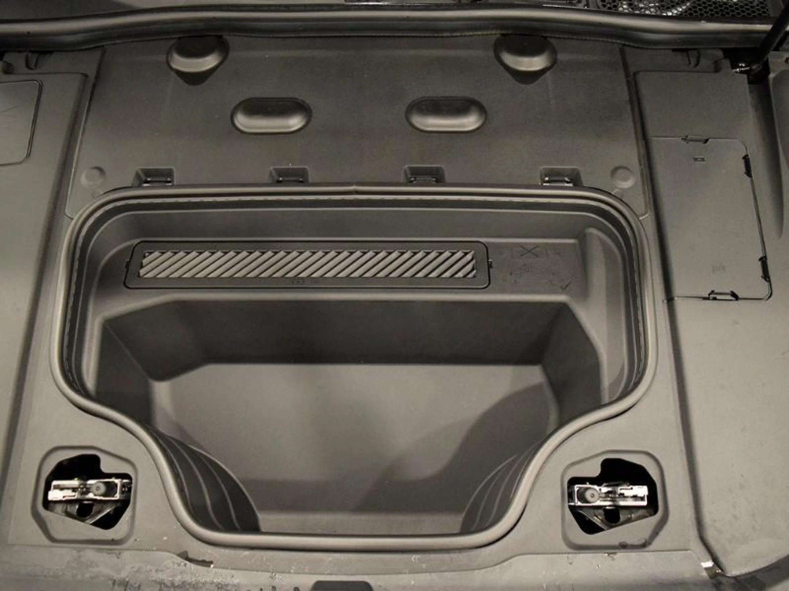 AUDI A6 E TRON AVANT S LINE E TRON - Foto 14