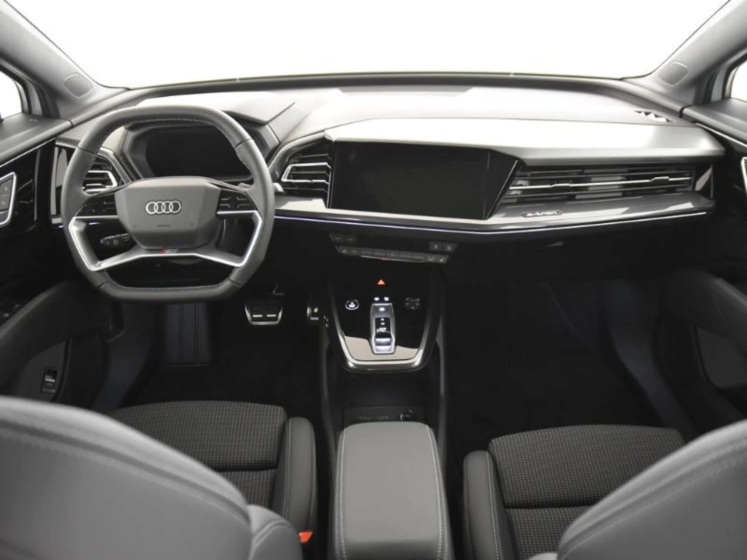 AUDI Q4 SPORTBACK E TRON GENUINE EDITION 45 E TRON 210KW 82KWH - Foto 4