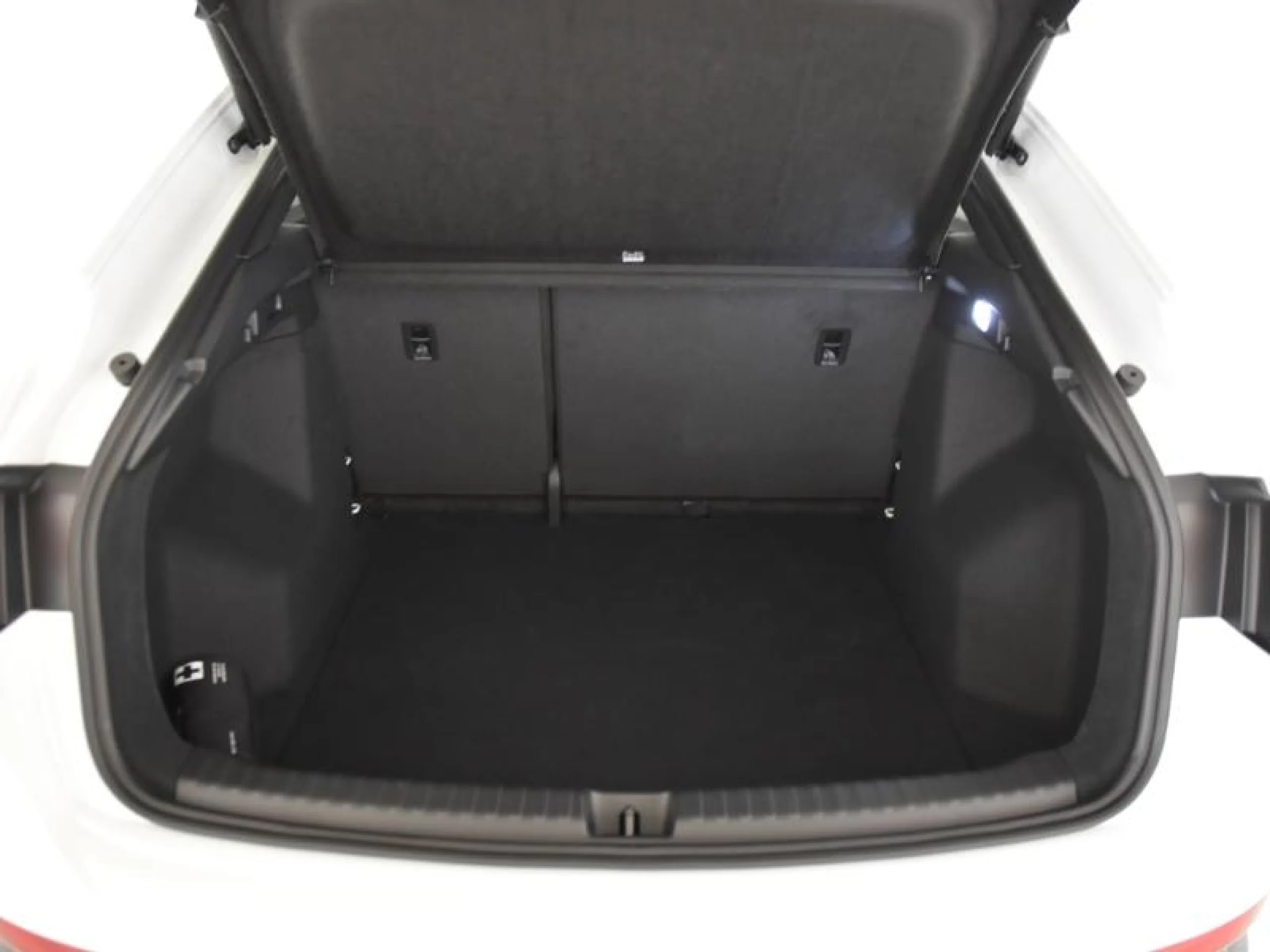 AUDI Q4 SPORTBACK E TRON GENUINE EDITION 45 E TRON 210KW 82KWH - Foto 7