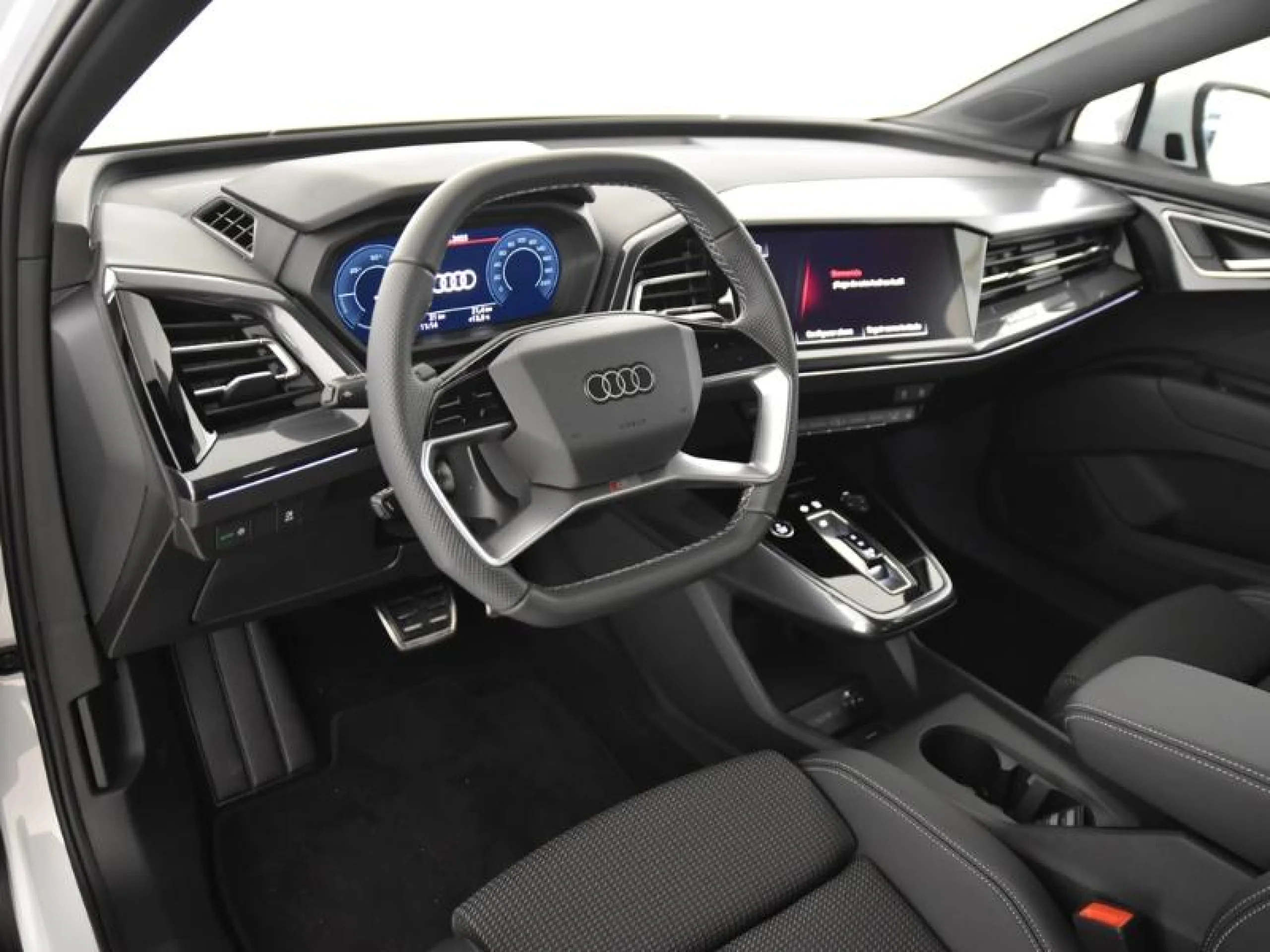 AUDI Q4 SPORTBACK E TRON GENUINE EDITION 45 E TRON 210KW 82KWH - Foto 11