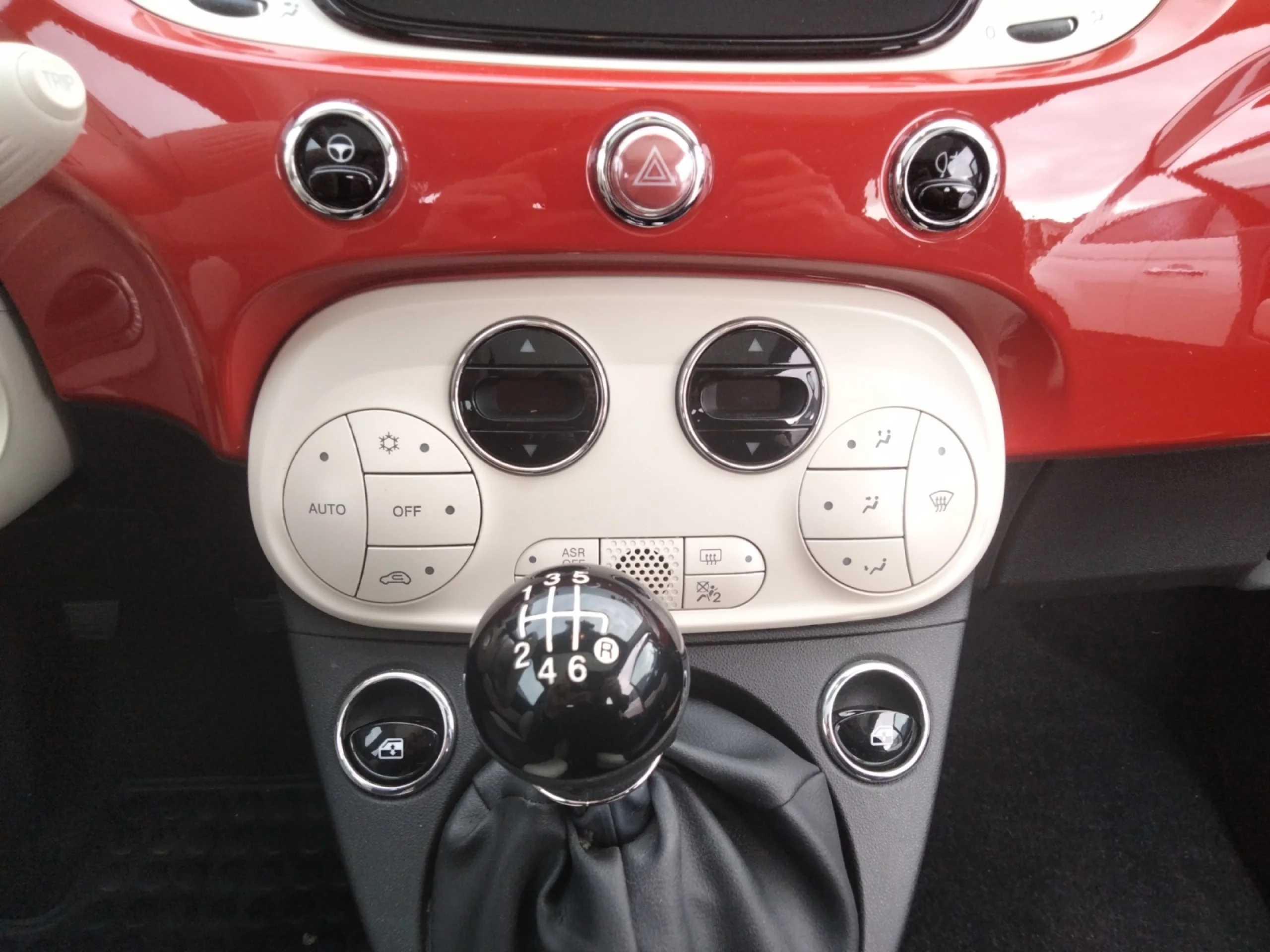 FIAT 500 DOLCEVITA 1.0 HYBRID 51KW (70 CV) - Foto 14