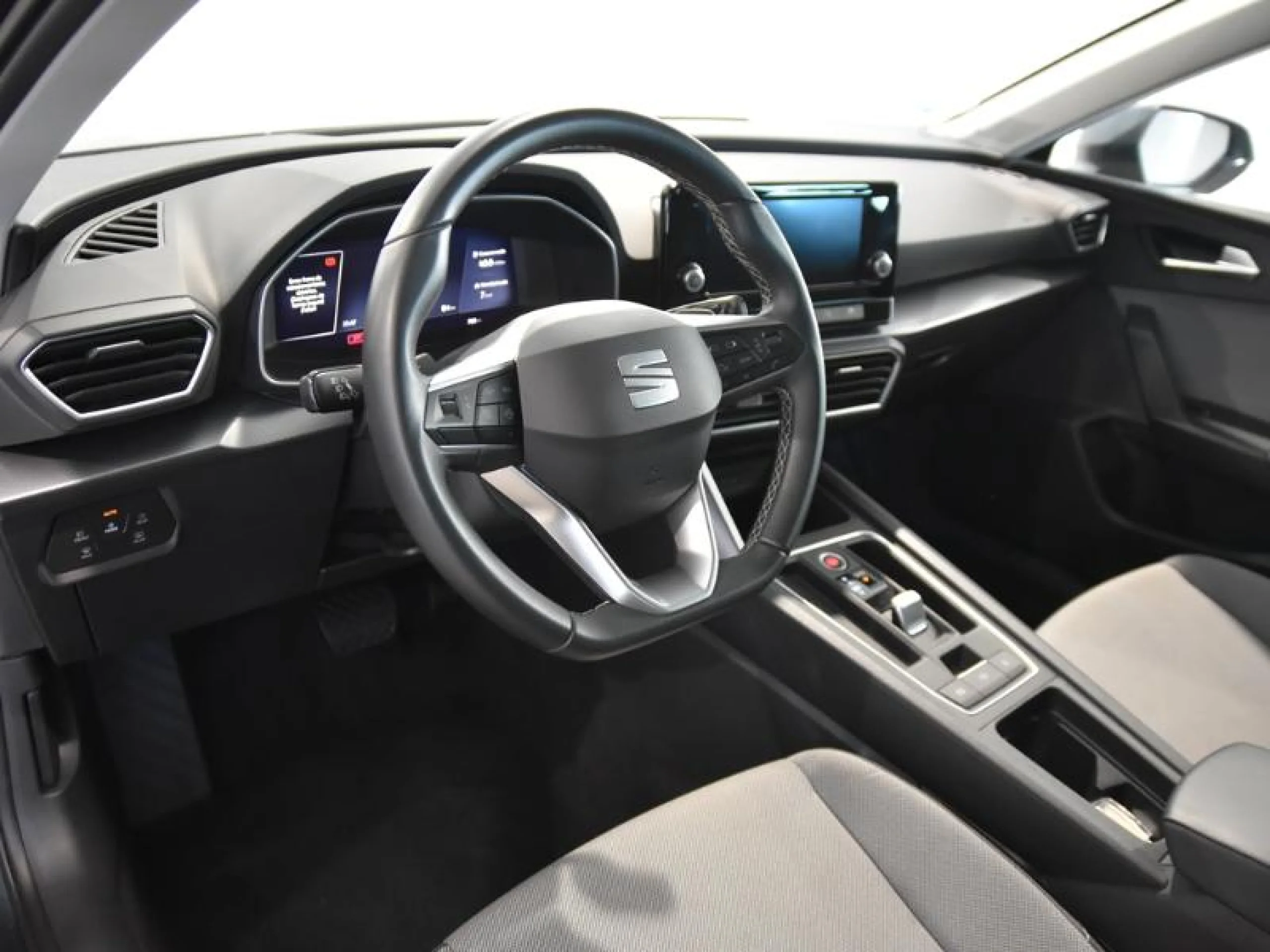 SEAT LEON 1.5 ETSI 110KW DSG S&S STYLE SPECIAL ED - Foto 9