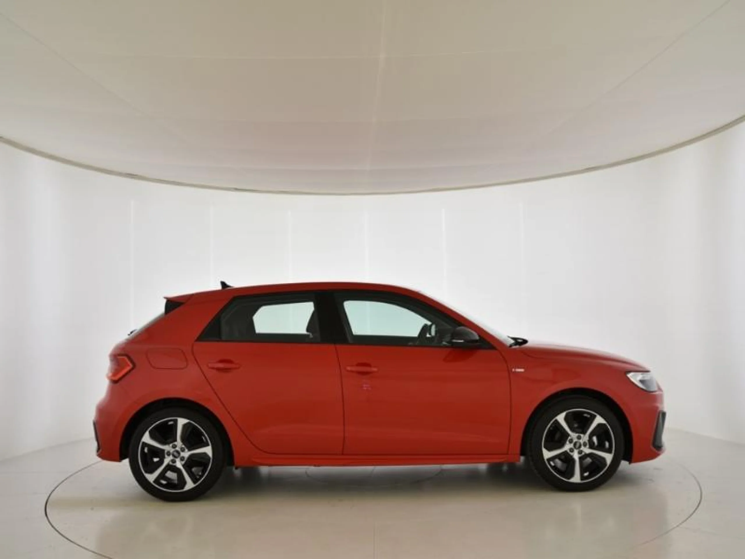 AUDI A1 SPORTBACK ADRENALIN 25 TFSI 70KW (95CV) - Foto 3
