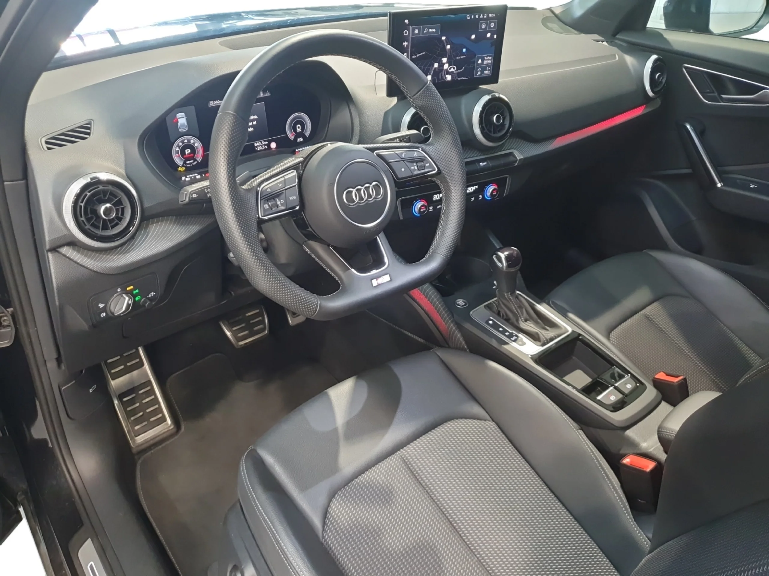 AUDI Q2 BLACK LINE 35 TFSI 110KW S TRONIC - Foto 11